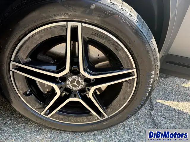 Mercedes-Benz Gla view 4