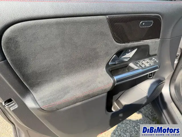 Mercedes-Benz Gla view 21