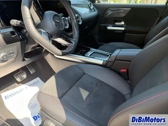 Mercedes-Benz Gla view 24