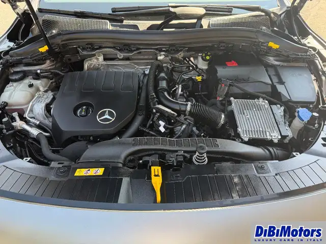 Mercedes-Benz Gla view 28