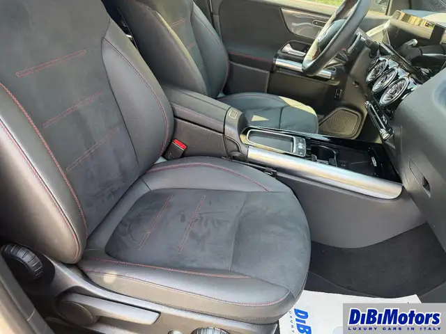 Mercedes-Benz Gla view 9