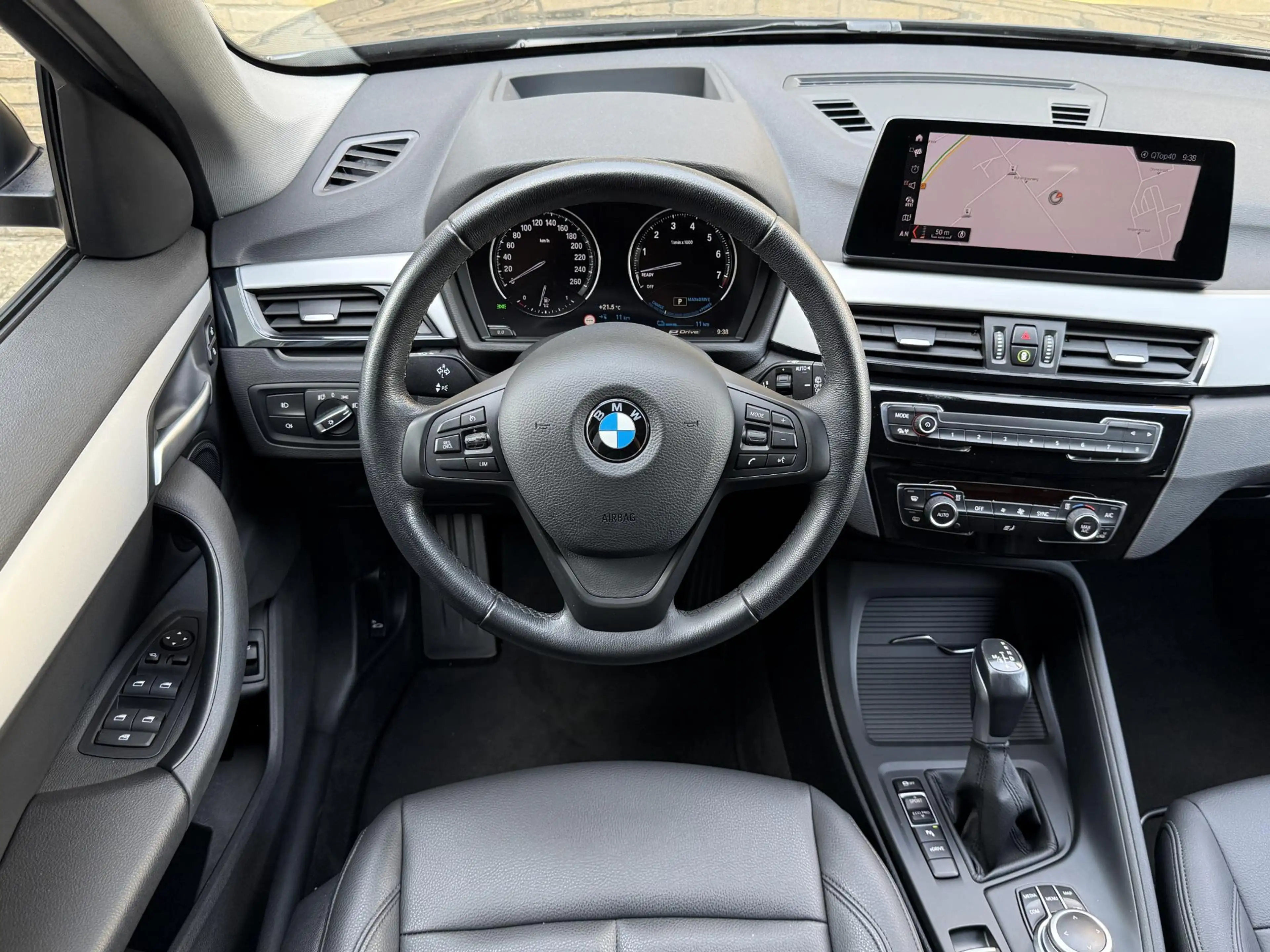 BMW X1 xDrive25e 220pk | Leder | Navigatie | LED | Cruise — photo 3
