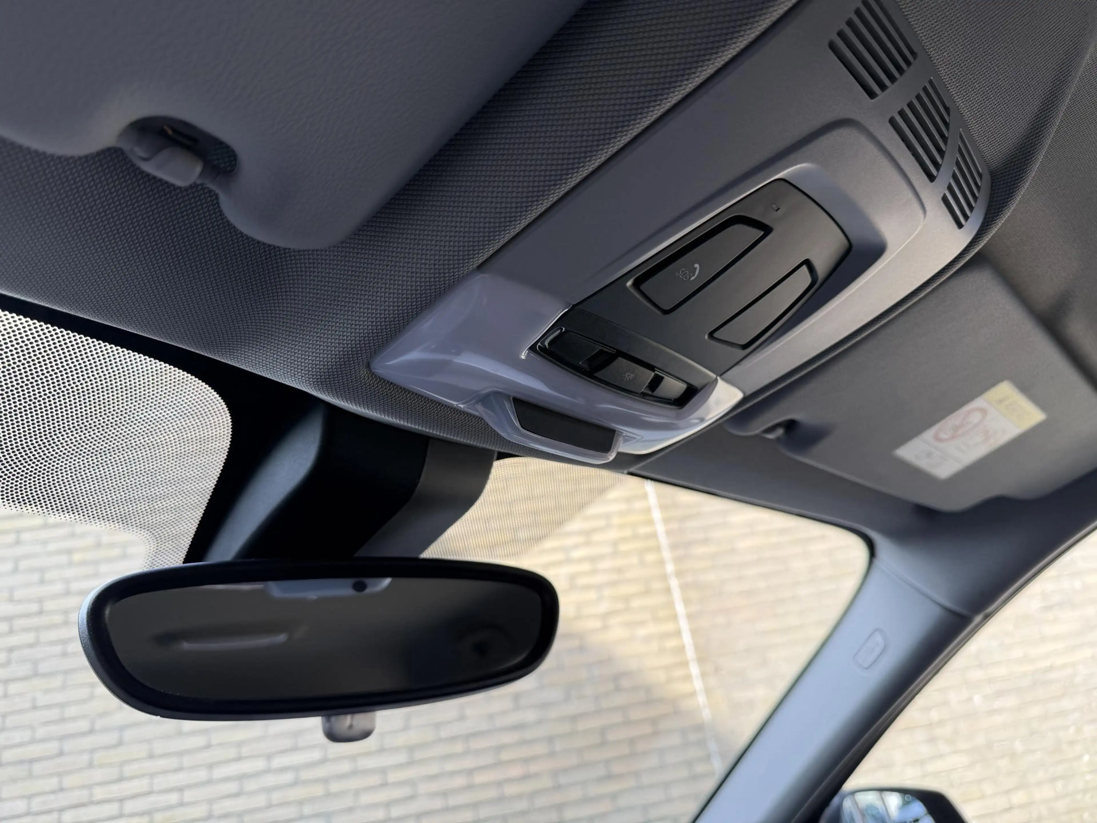 BMW X1 xDrive25e 220pk | Leder | Navigatie | LED | Cruise — photo 29