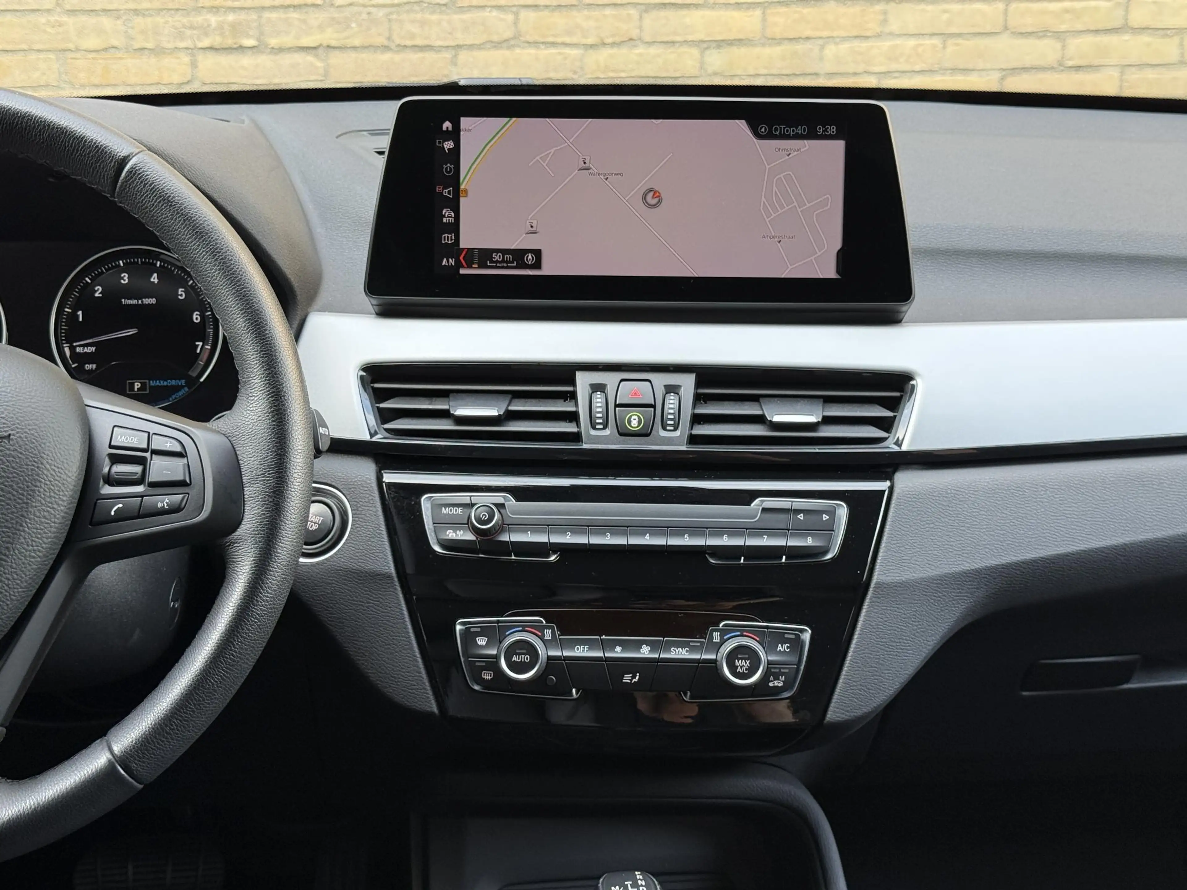 BMW X1 xDrive25e 220pk | Leder | Navigatie | LED | Cruise — photo 21
