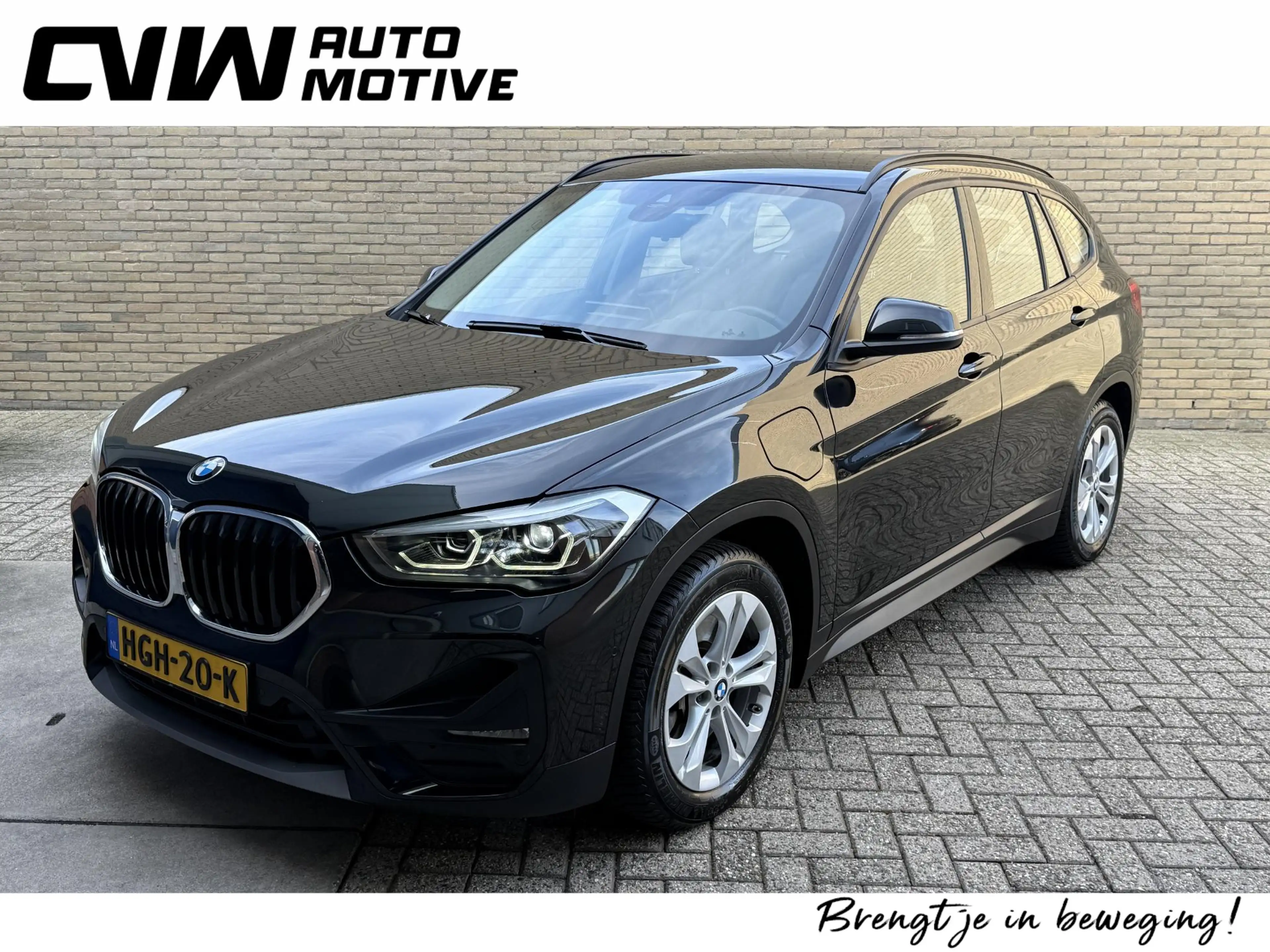 BMW X1 xDrive25e 220pk | Leder | Navigatie | LED | Cruise