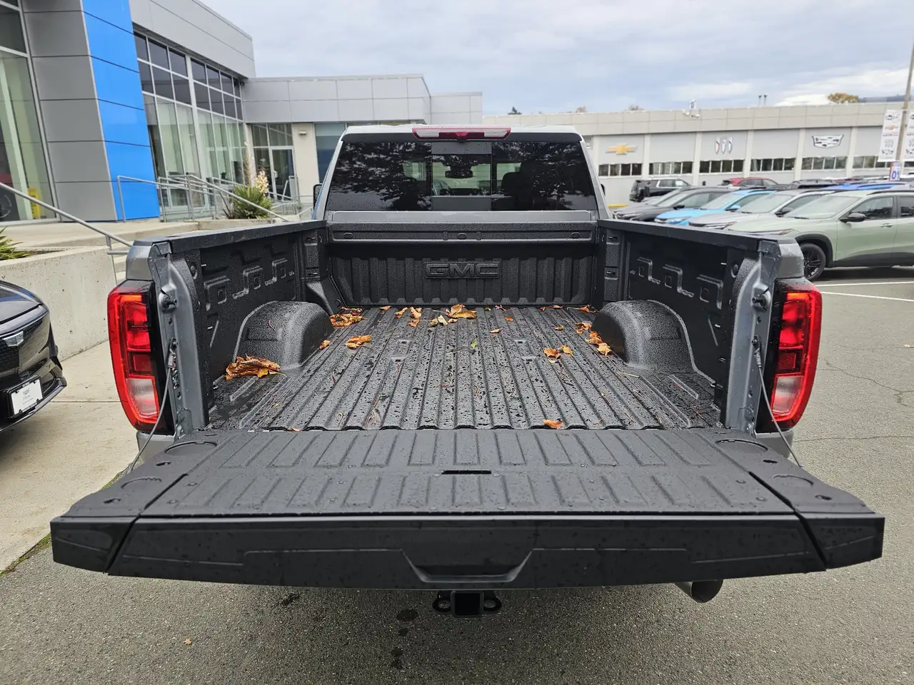 GMC Sierra 3500HD снимка GMC Sierra 3500HD