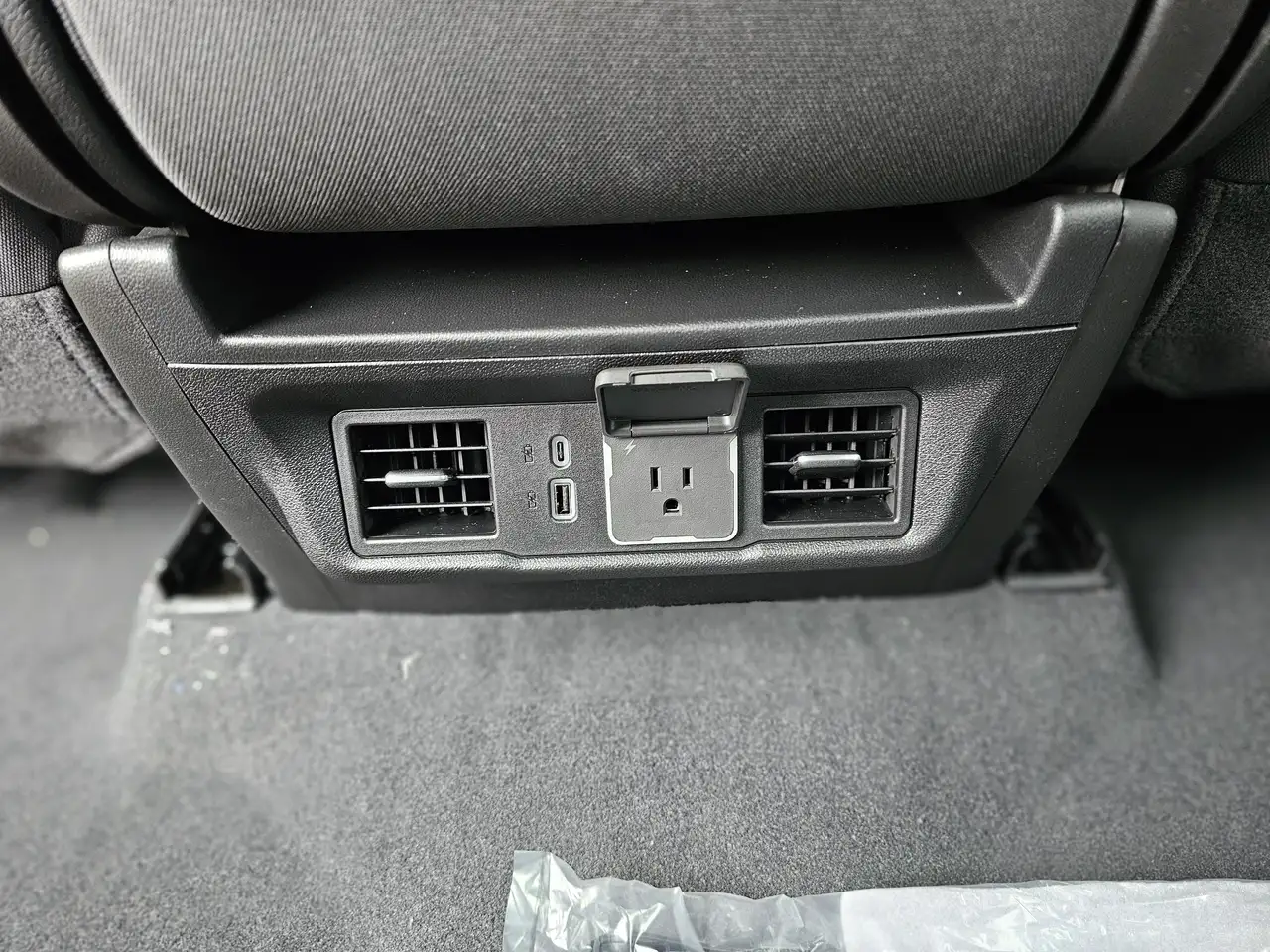 GMC Sierra 3500HD снимка GMC Sierra 3500HD