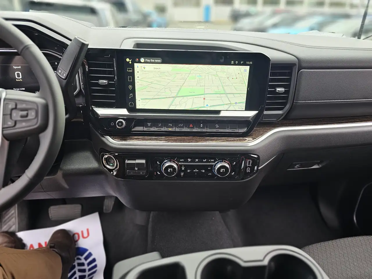 GMC Sierra 3500HD снимка GMC Sierra 3500HD