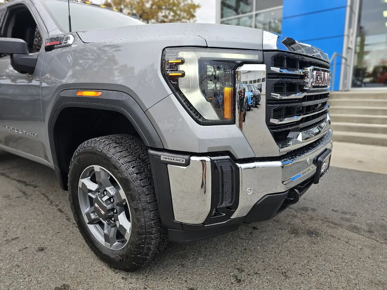 GMC Sierra 3500HD снимка GMC Sierra 3500HD