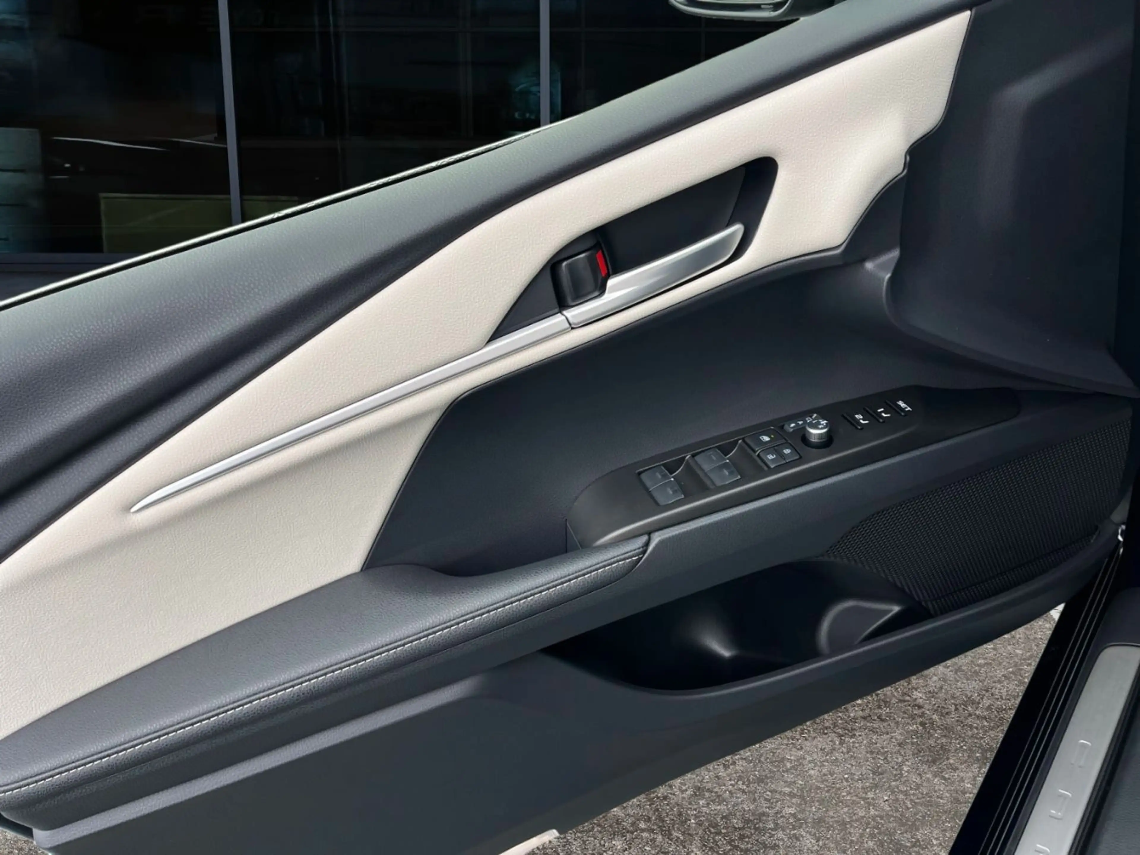 Toyota Camry 2.5 Hybrid Executive JBL*Leder*Memory — photo 14