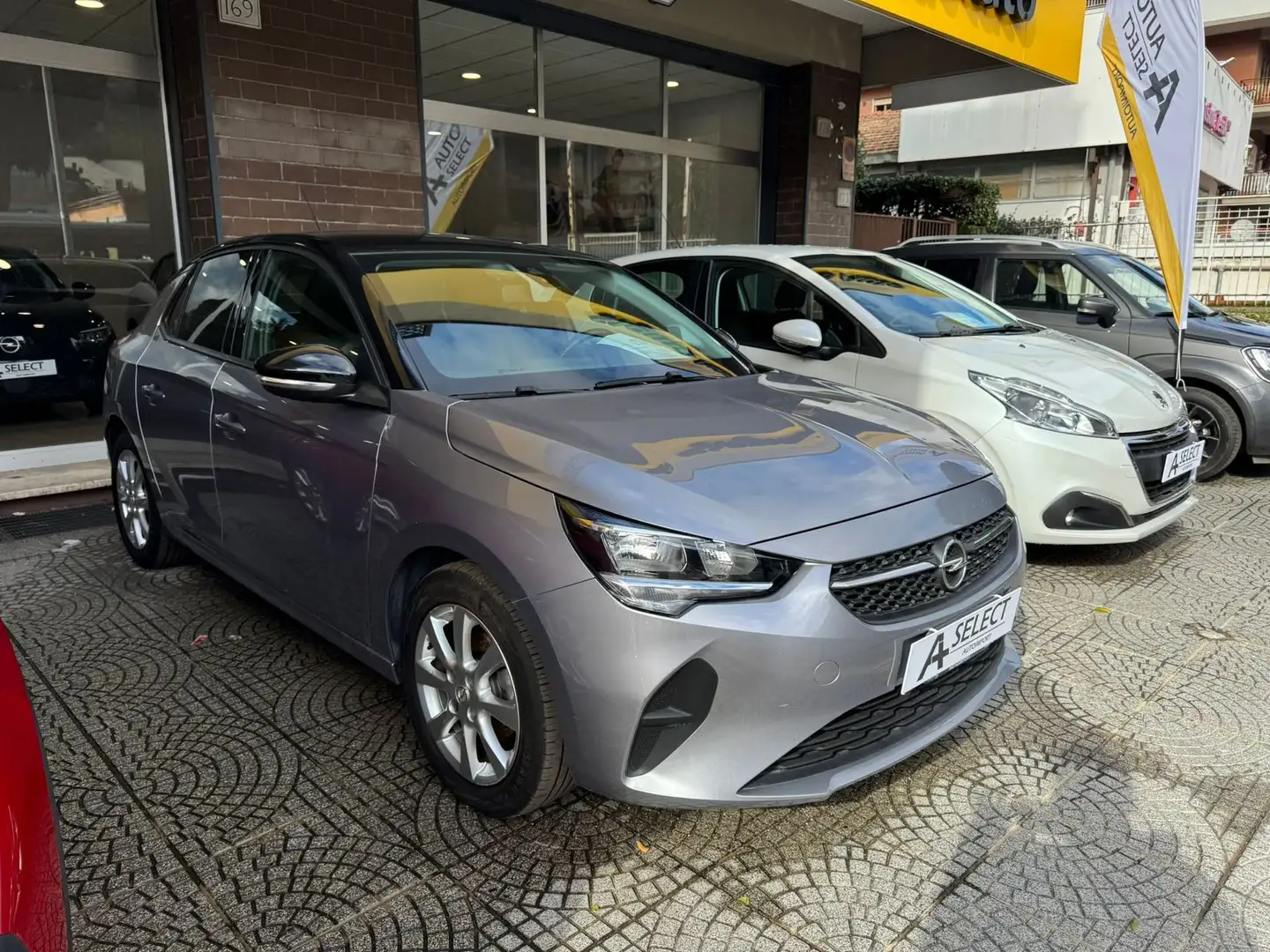 Opel Corsa Corsa 1.2 Edition Gris - 2