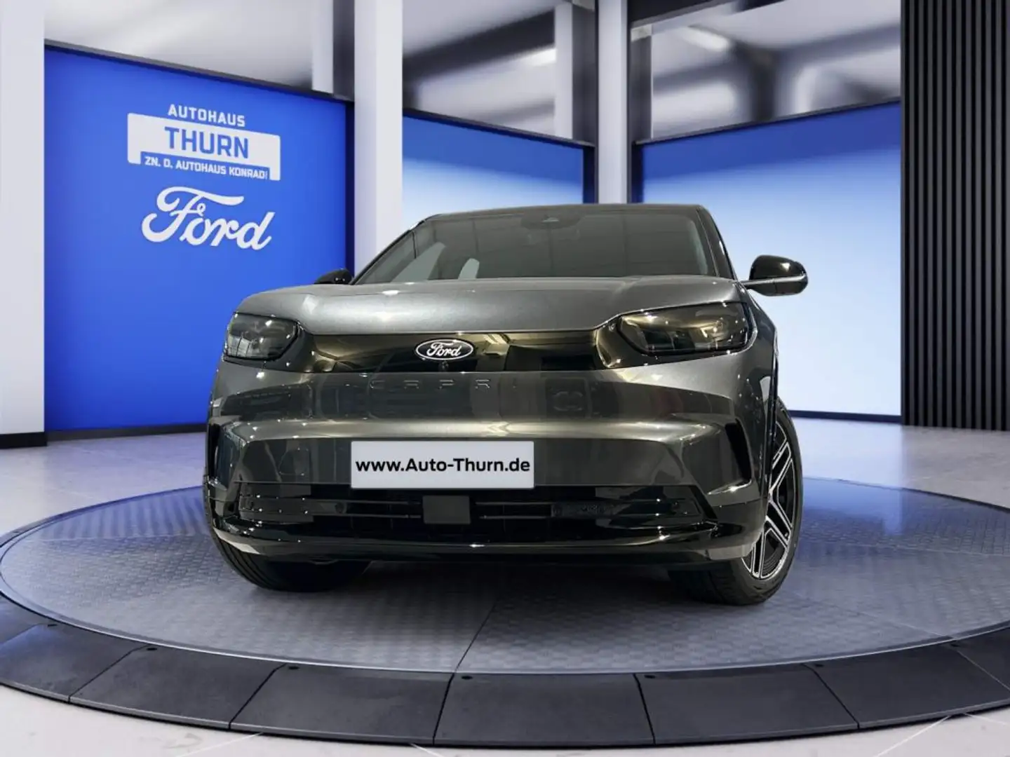 Ford Capri 79kWh AWD Premium Gris - 2