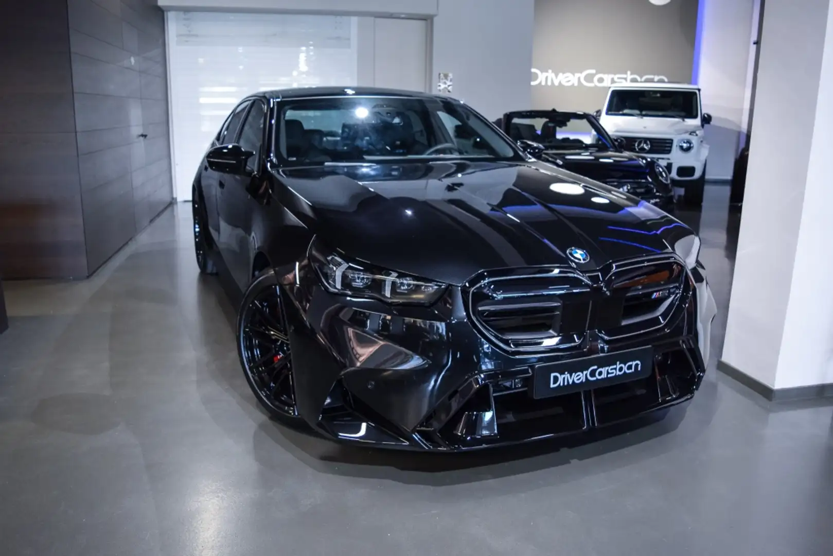 BMW M5 Zwart - 1