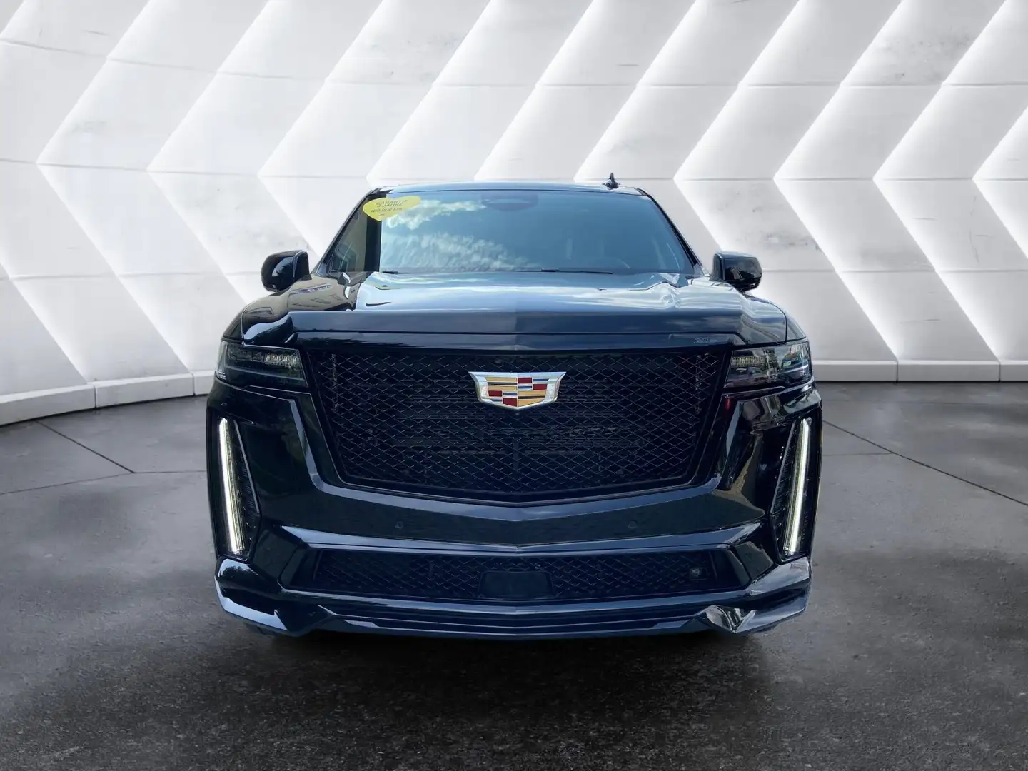 Cadillac Escalade ESV V-SERIES *LONG VERSION* Schwarz - 2