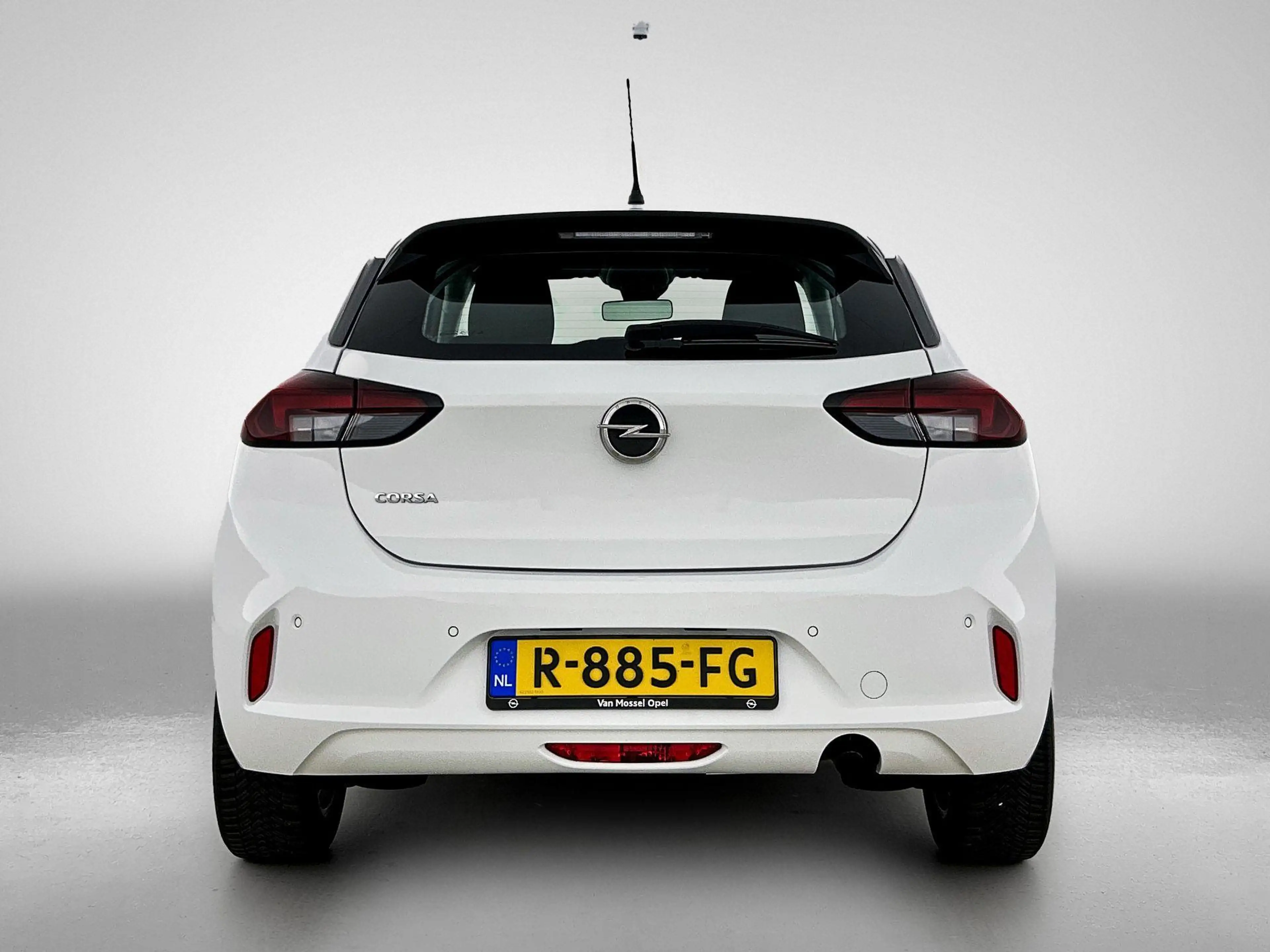 Opel Corsa 1.2 Edition — photo 3