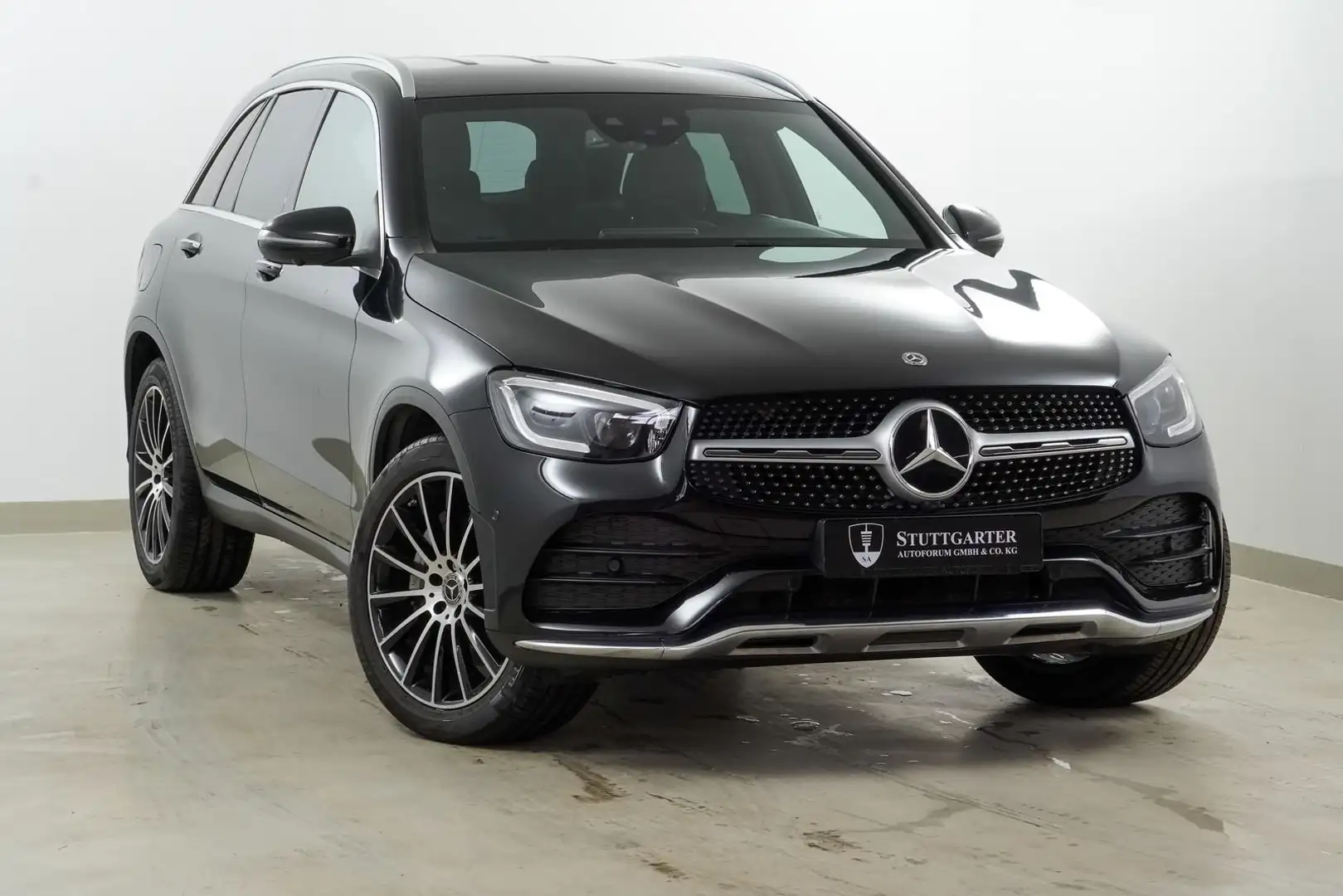 Mercedes-Benz GLC 400 d 4Matic AMG Line 360K AHK Keyless-Go Noir - 1