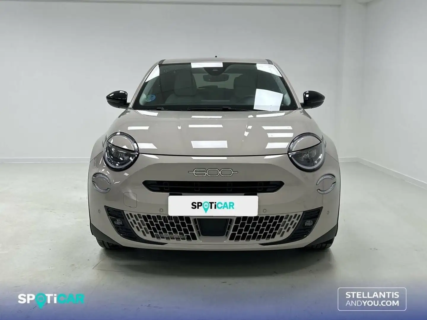 Fiat 600 MHEV 1.2 74kW (100CV) DDCT La prima Grau - 2