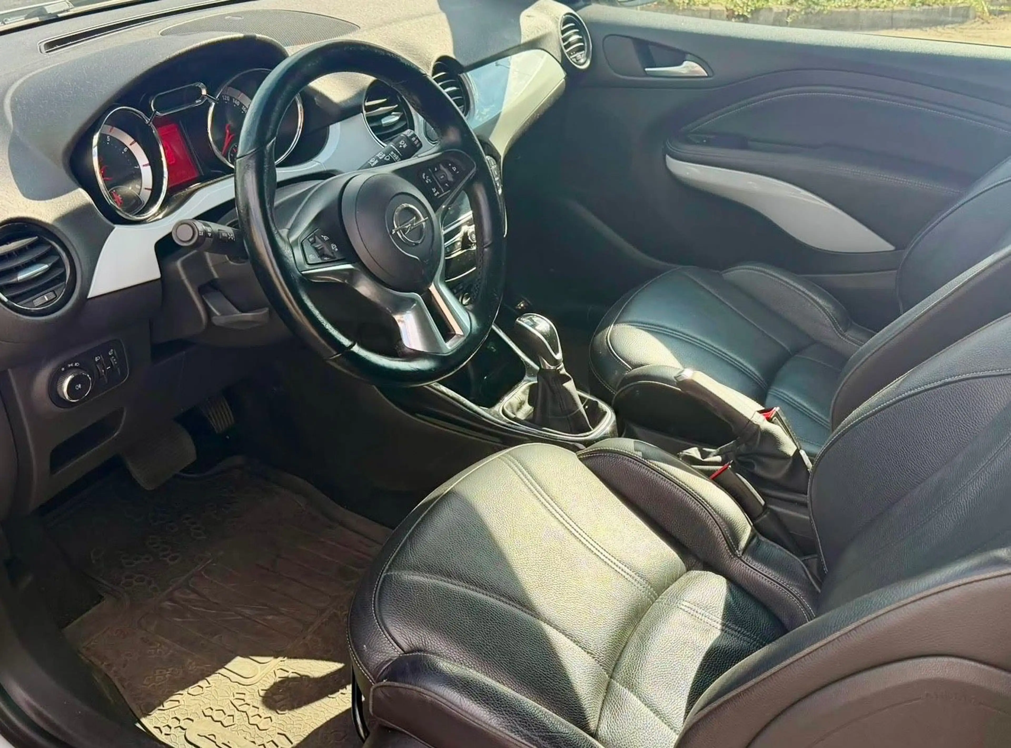 Opel Adam Jam*AppleCarPlay*AHZ*Sterne* — photo 9