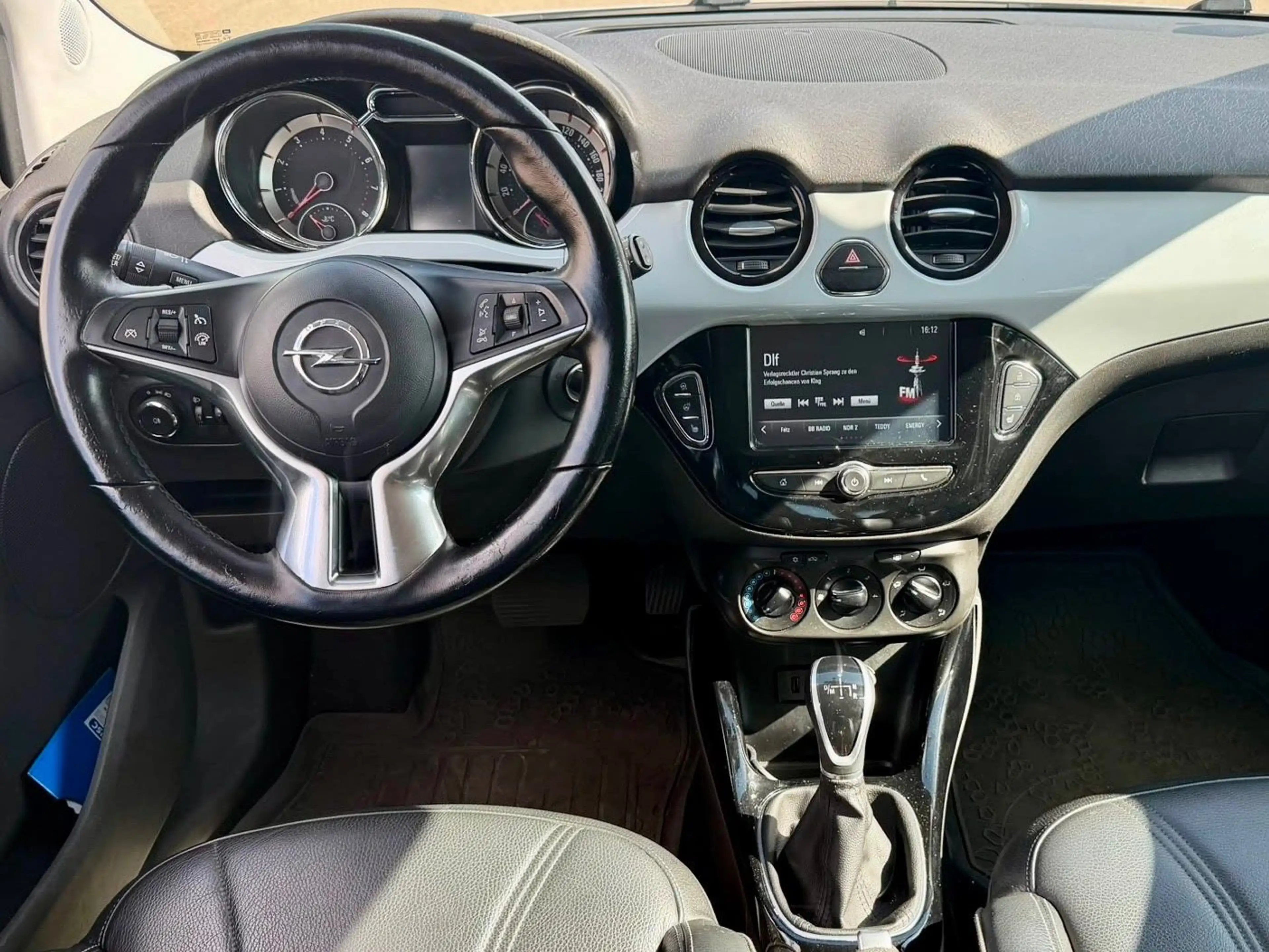 Opel Adam Jam*AppleCarPlay*AHZ*Sterne* — photo 7