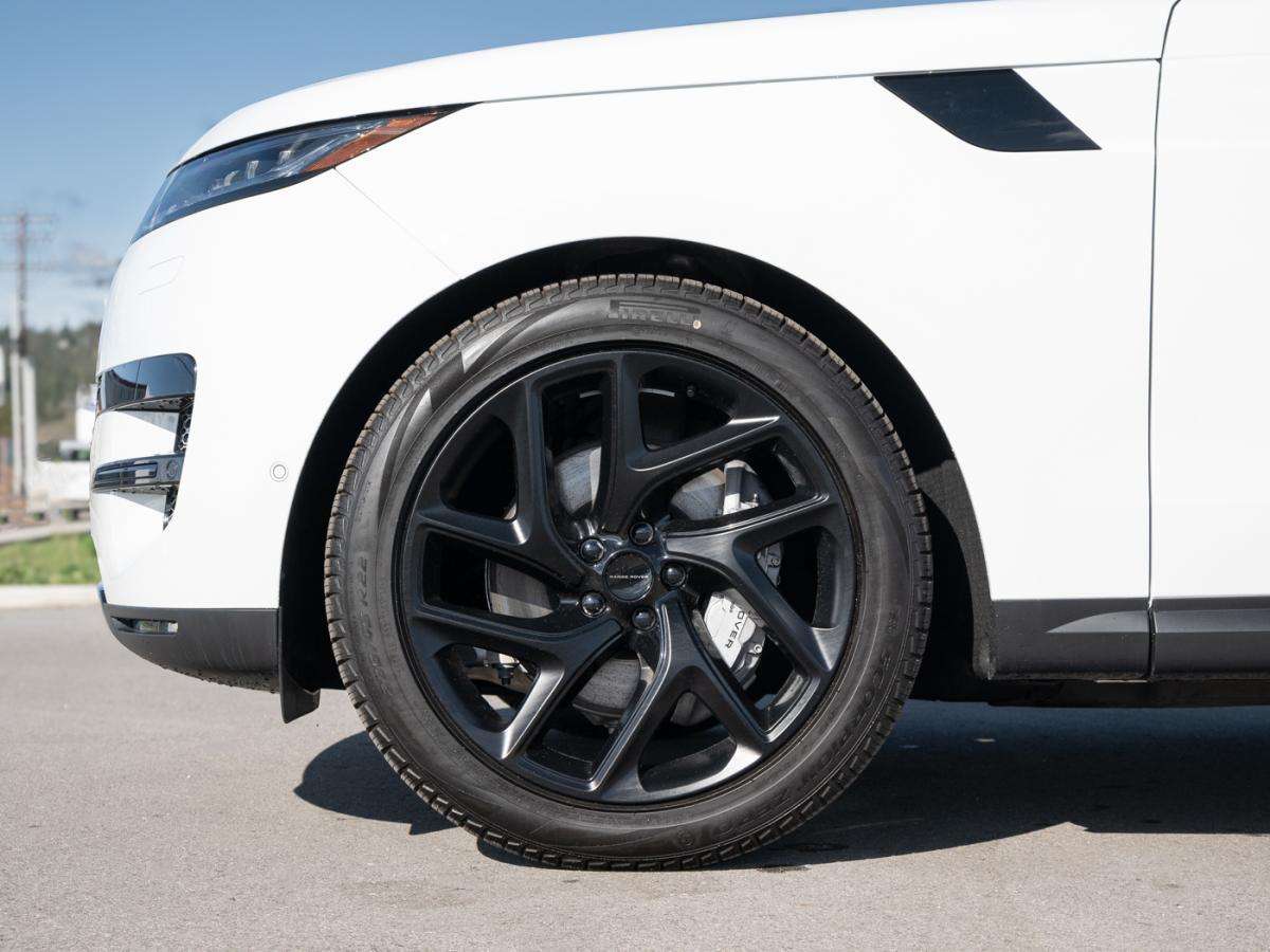 2026 Land Rover Range Rover Sport P360 S thumb 9