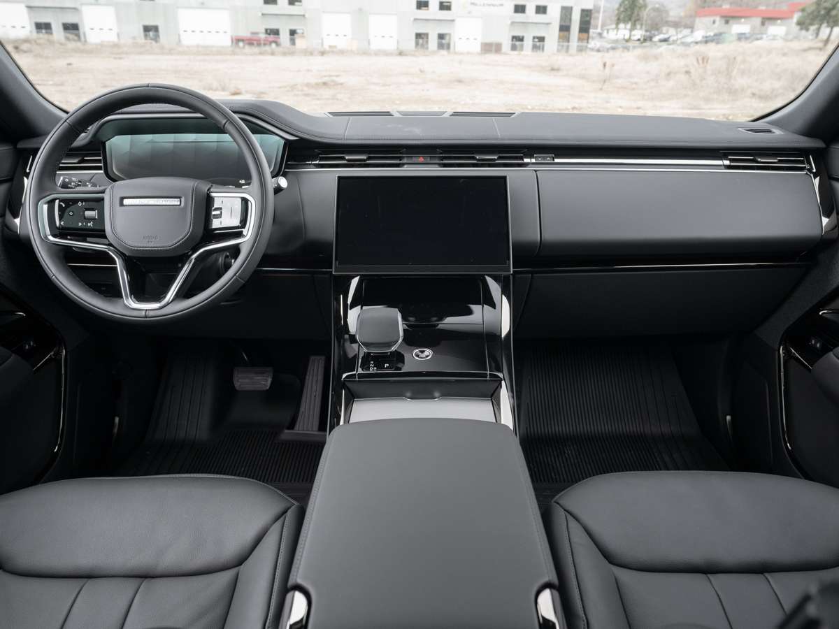 2026 Land Rover Range Rover Sport P360 S alt 4