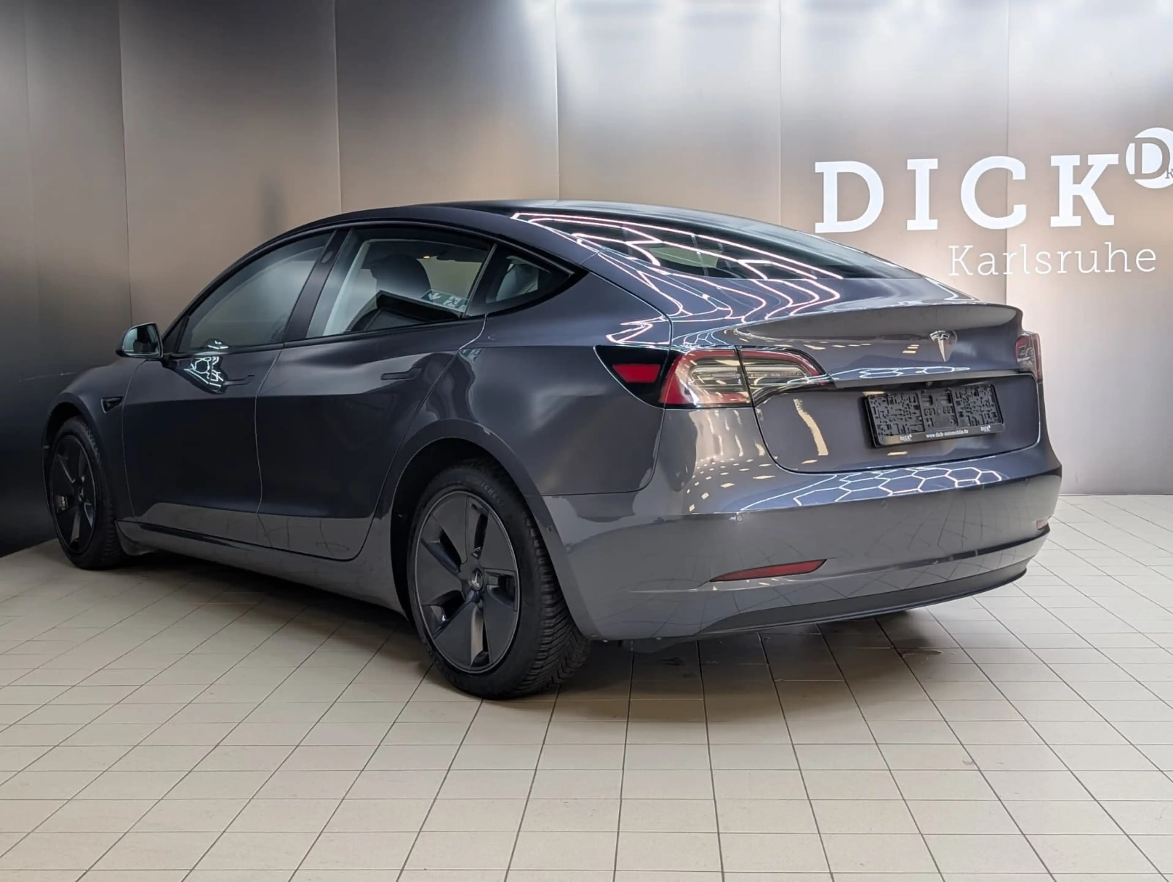 Tesla Model 3 RWD PANO+LED+NAVI+SHZ+KAMERA+ACC+18+ — photo 6