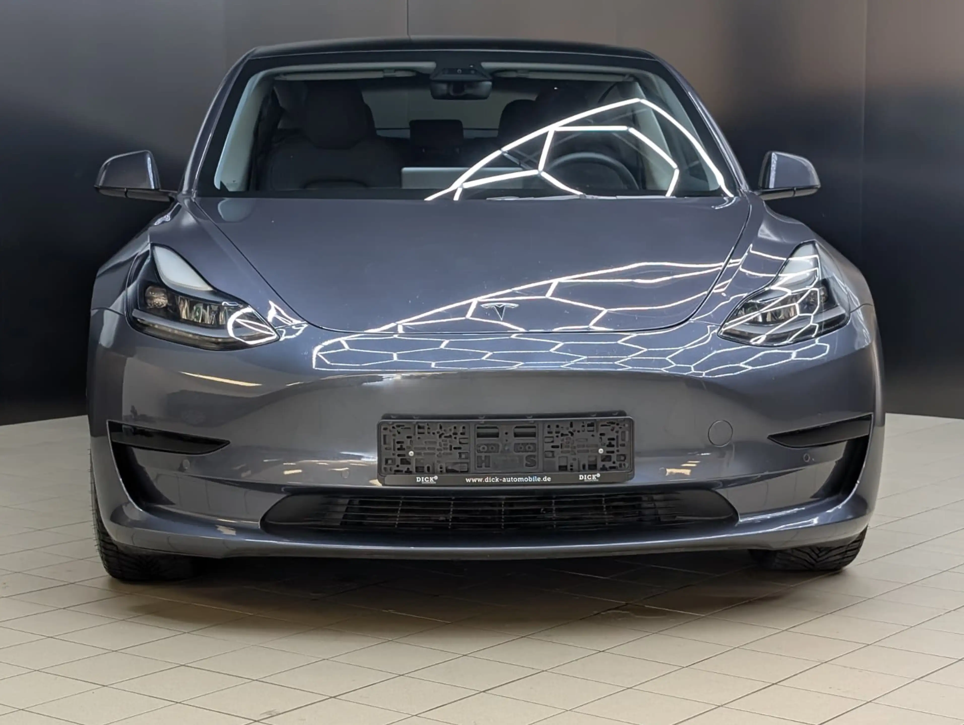 Tesla Model 3 RWD PANO+LED+NAVI+SHZ+KAMERA+ACC+18+ — photo 3