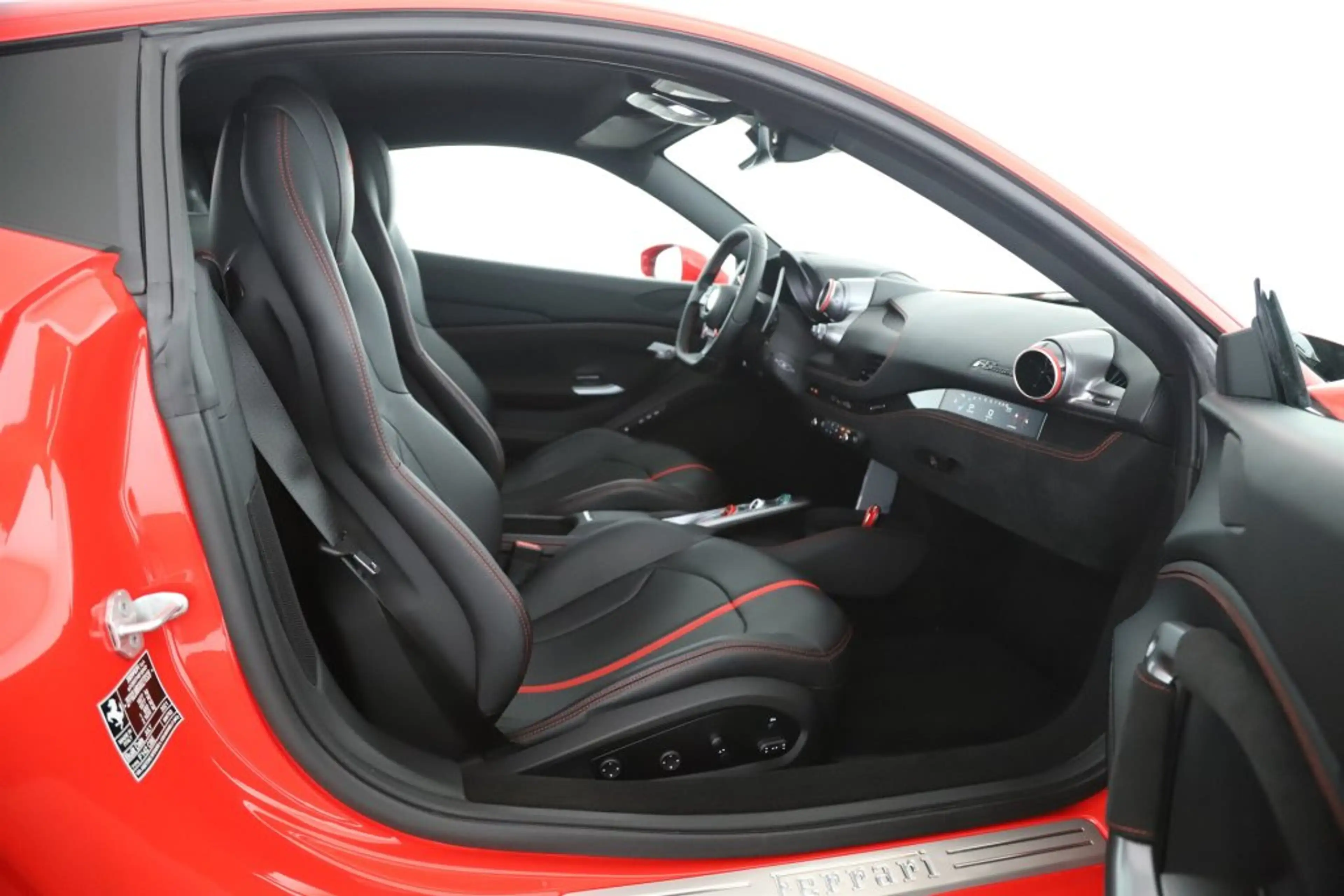 Ferrari F8 Tributo Ö-Auslieferung 1.BESITZ NUR 13.362KM — photo 10