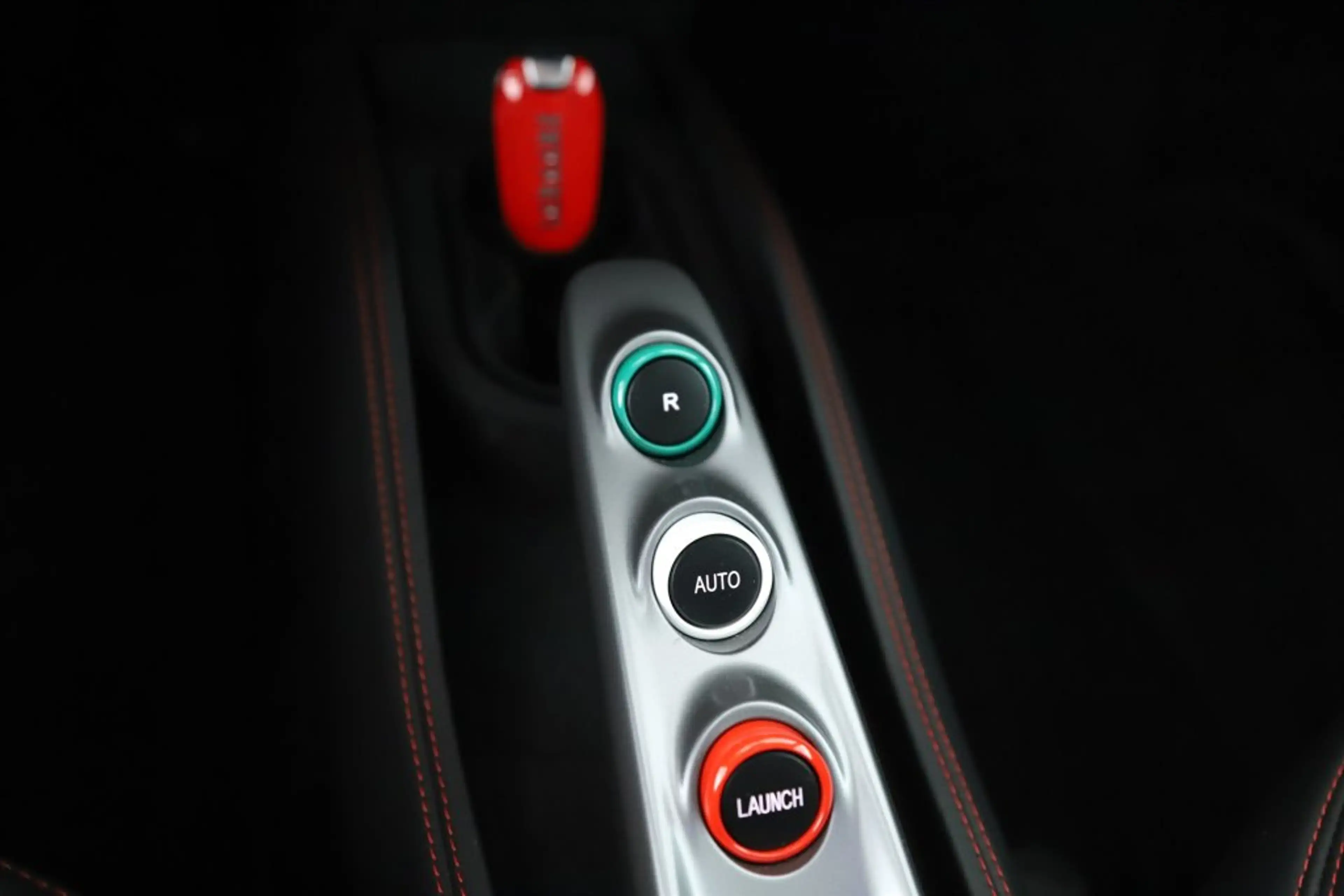 Ferrari F8 Tributo Ö-Auslieferung 1.BESITZ NUR 13.362KM — photo 15