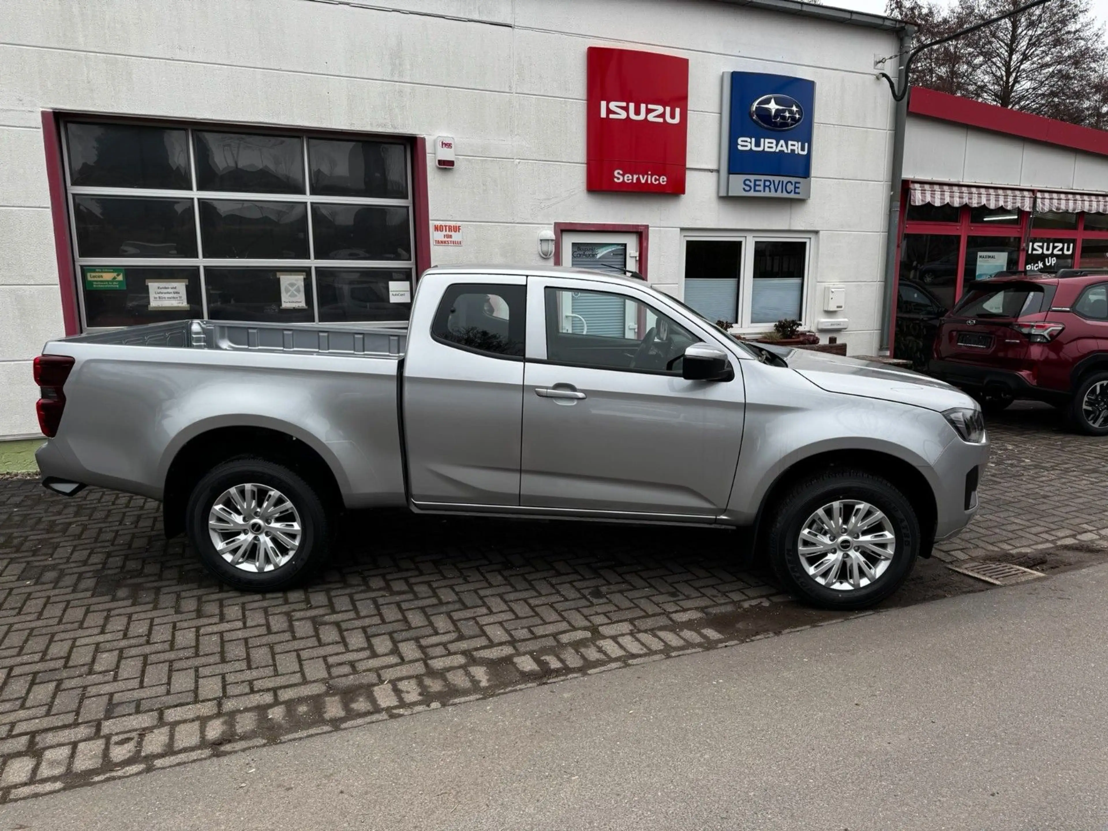 Isuzu D-Max Space Cab 4WD LS AT Rough Terrain Mode — photo 3