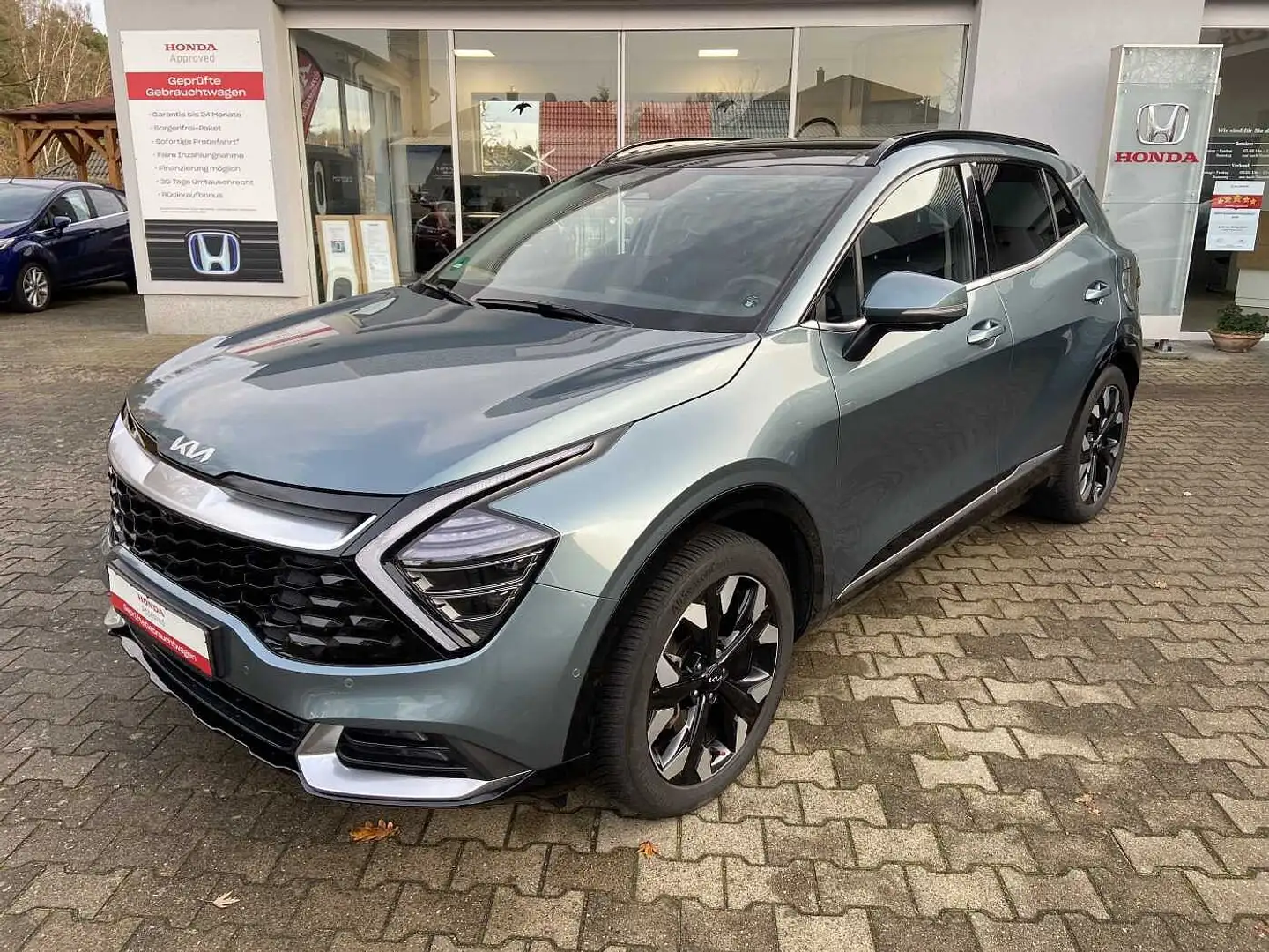 Kia Sportage 1.6 T-GDI AWD Plug-in Hybrid Spirit Grau - 2