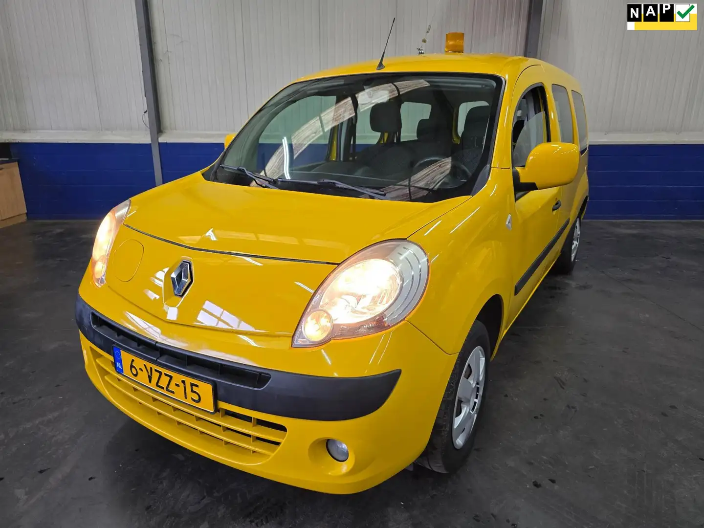 Renault Kangoo Z.E. Express Maxi (ex Accu) Желтый - 1