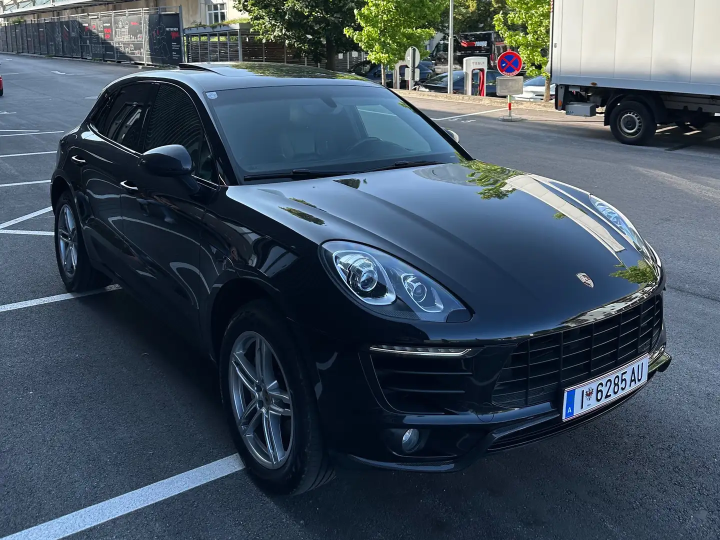 Porsche Macan S Schwarz - 2