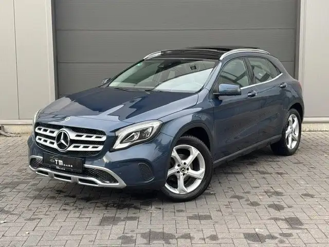 Mercedes-Benz GLA 220 GLA 220 d 4Matic 7G-DCT UrbanStyle Edition
