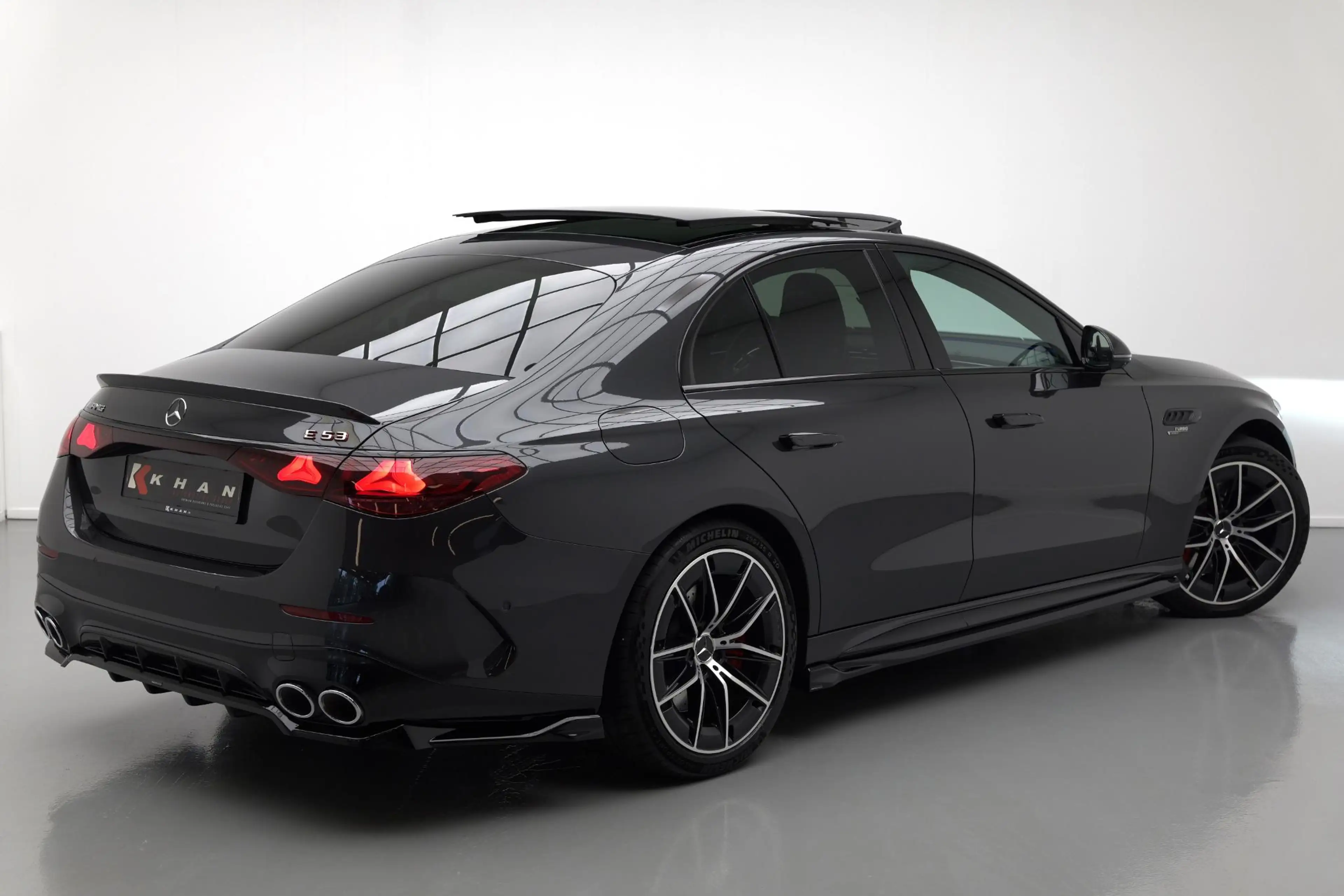 Mercedes-Benz E 53 AMG 4MATIC+ Night Edition |Pano|Hyperscreen|Maxton|Bur — photo 5