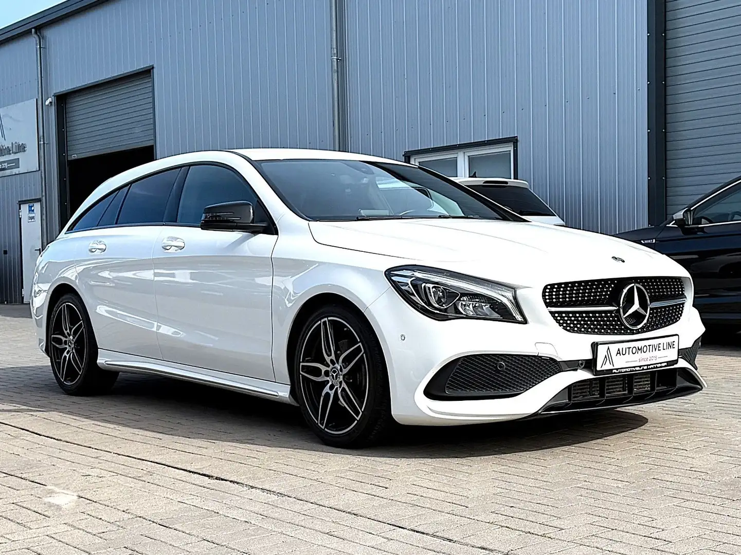 Mercedes-Benz CLA 200 CDI AMG SHOOTING B./AHK/KAMERA/LEDER/SHZ Weiß - 1