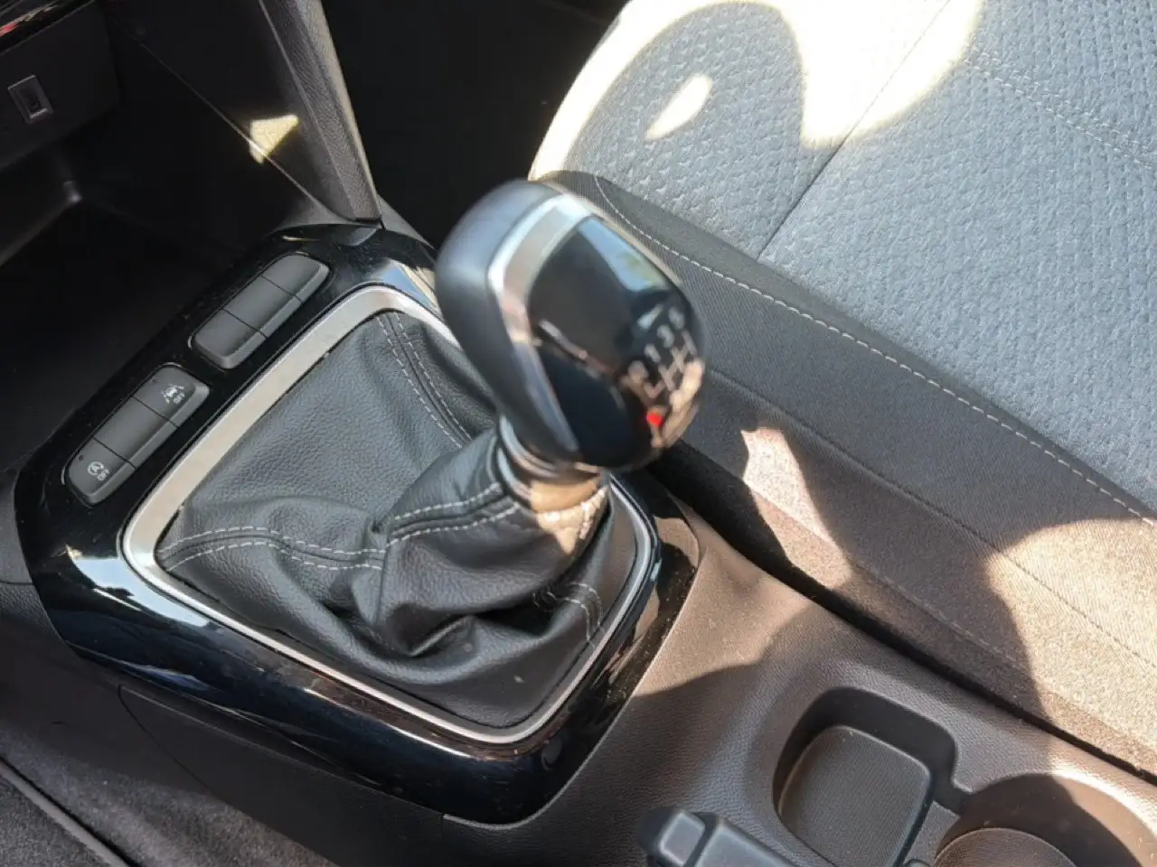 Opel Corsa Edition Einparkhilfe Sitzheizung 13