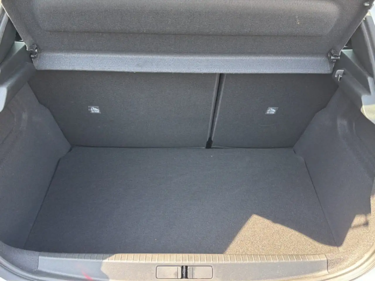 Opel Corsa Edition Einparkhilfe Sitzheizung 6