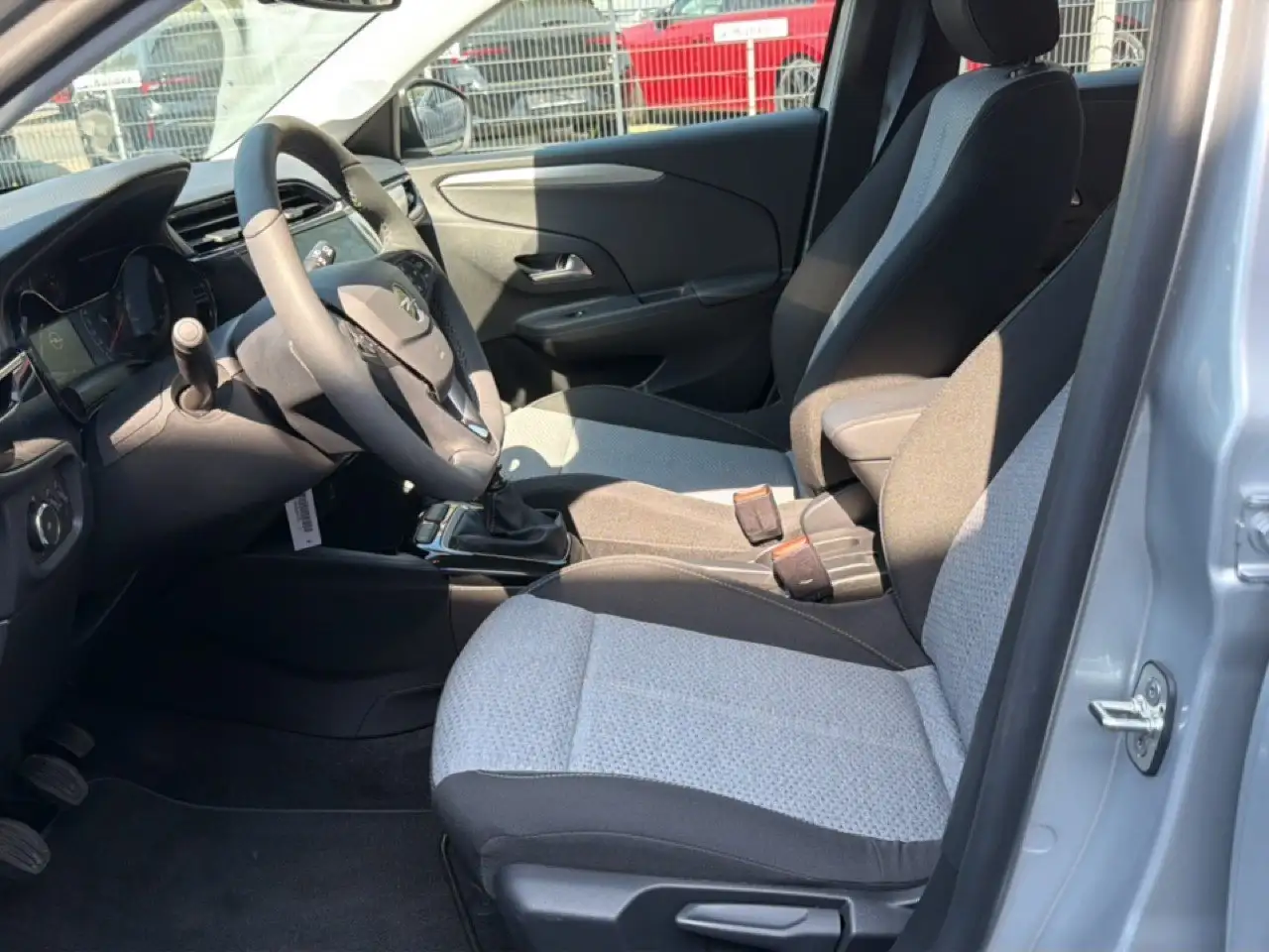 Opel Corsa Edition Einparkhilfe Sitzheizung 9