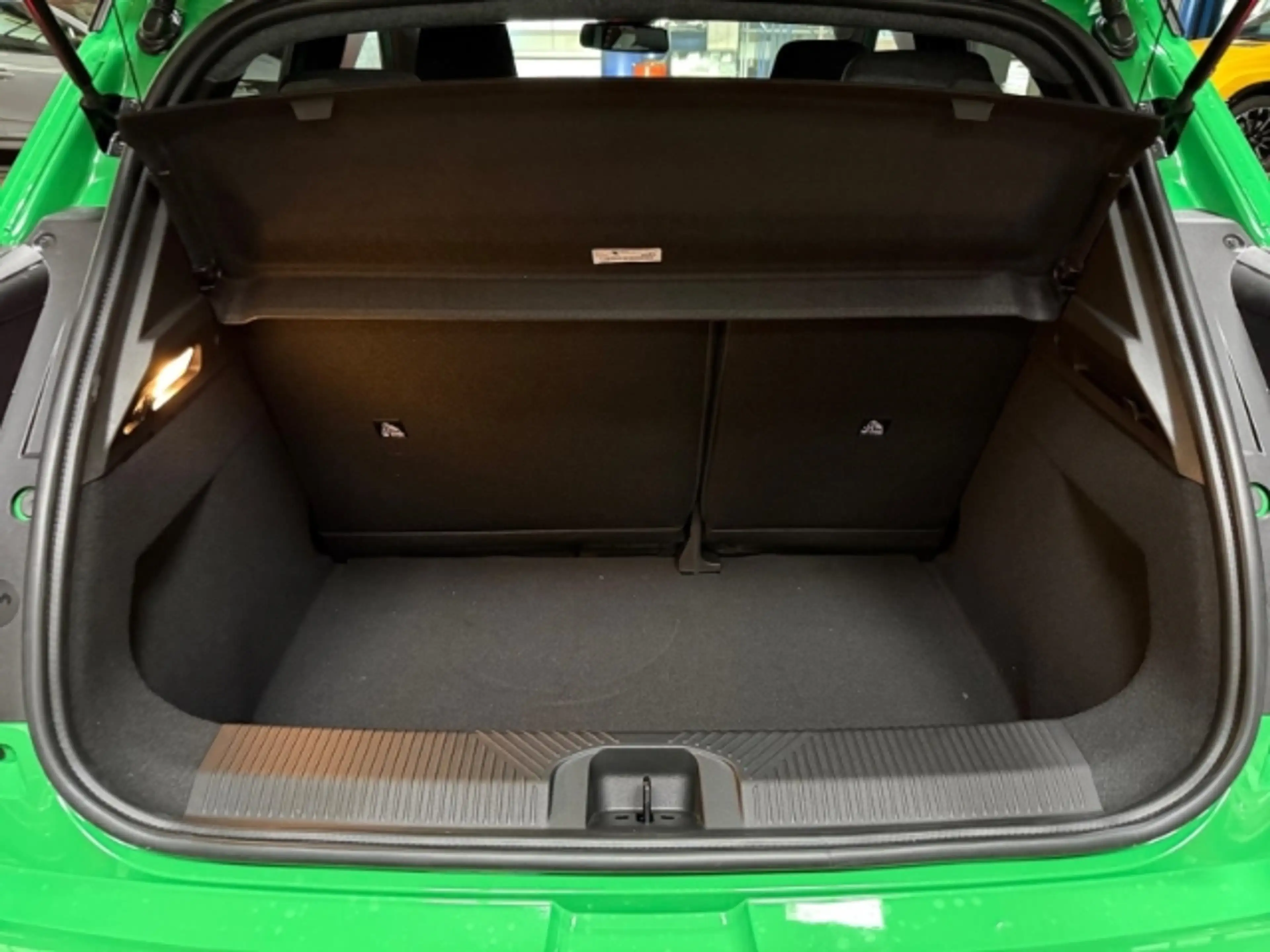 Renault R 5 E-Tech Techno 150 Comfort Range ALLWETTERREIFEN SI — photo 11