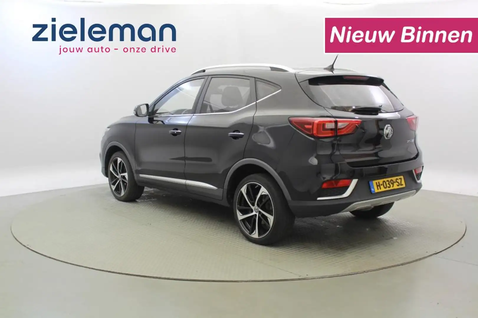 MG ZS EV Luxury 45 kWh - Carplay, Panorama, Leer, Stoelv Zwart - 2