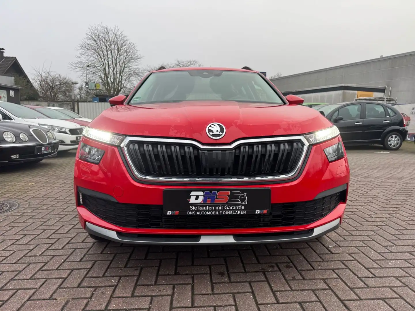 Skoda Kamiq Drive 125*TÜV NEU*GARANTIE* PS 150 * Red - 2