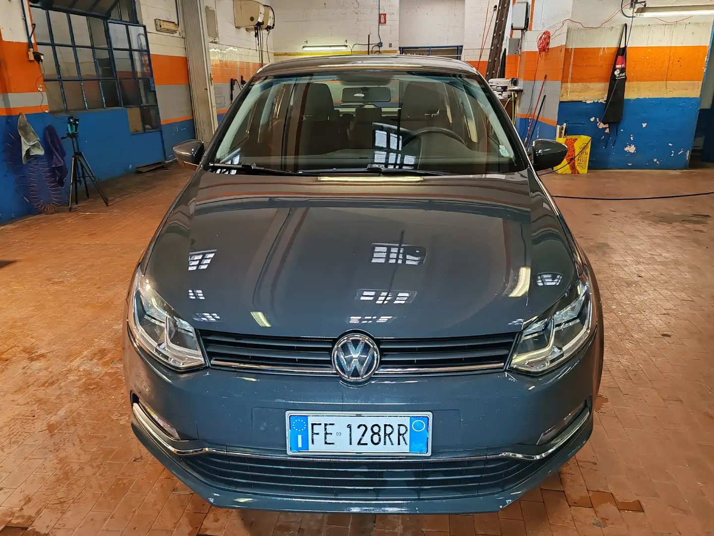 Volkswagen Polo 5 Porte 1.4 Tdi Comfortline 90cv Euro 6 Gris - 2