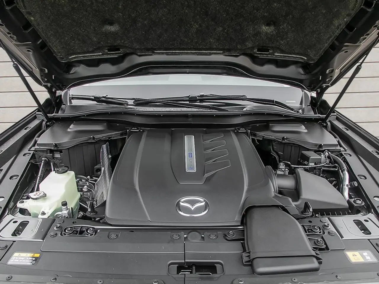 Mazda CX-90 PHEV снимка Mazda CX-90 PHEV
