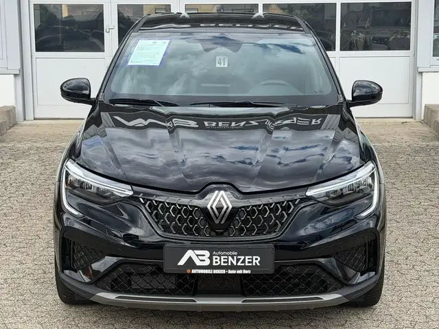 Renault Arkana view 2