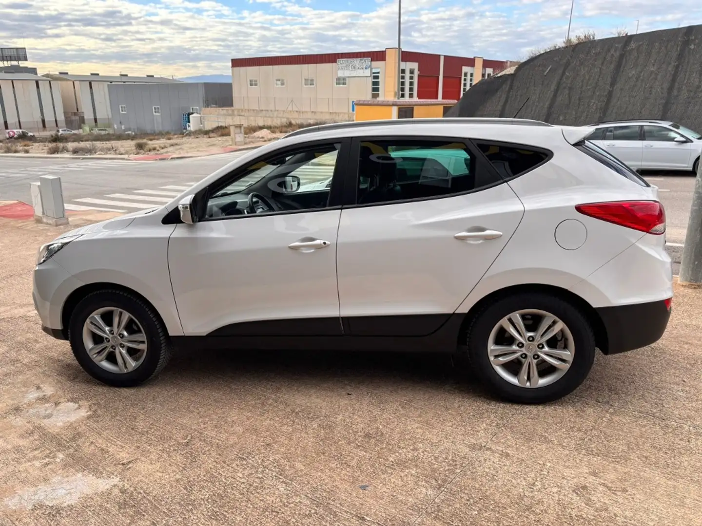 Hyundai iX35 2.0CRDI GLS Style S 4x4 Blanco - 1