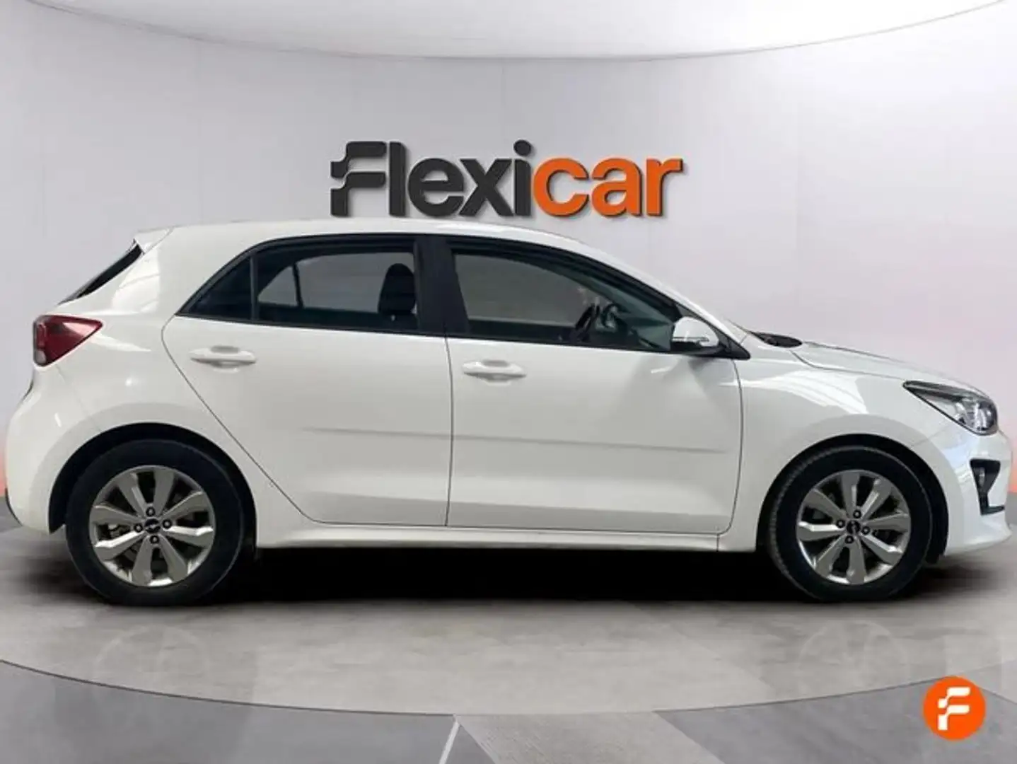 Kia Rio 1.0 T-GDi 74kW (100CV) MHEV iMT Drive Blanco - 2