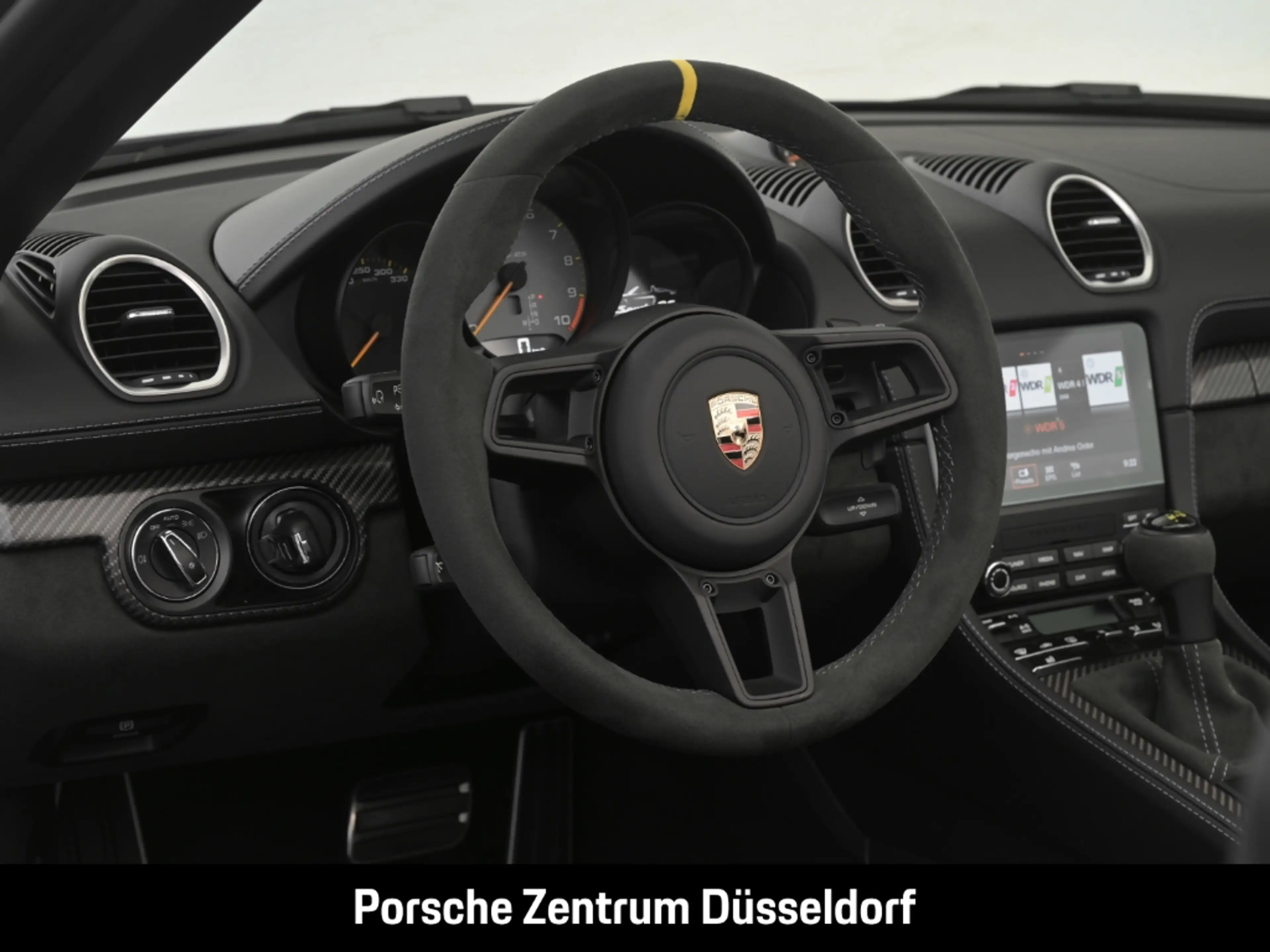 Porsche 718 Spyder RS Liftsystem-VA BOSE Rückfahrkamera — photo 6