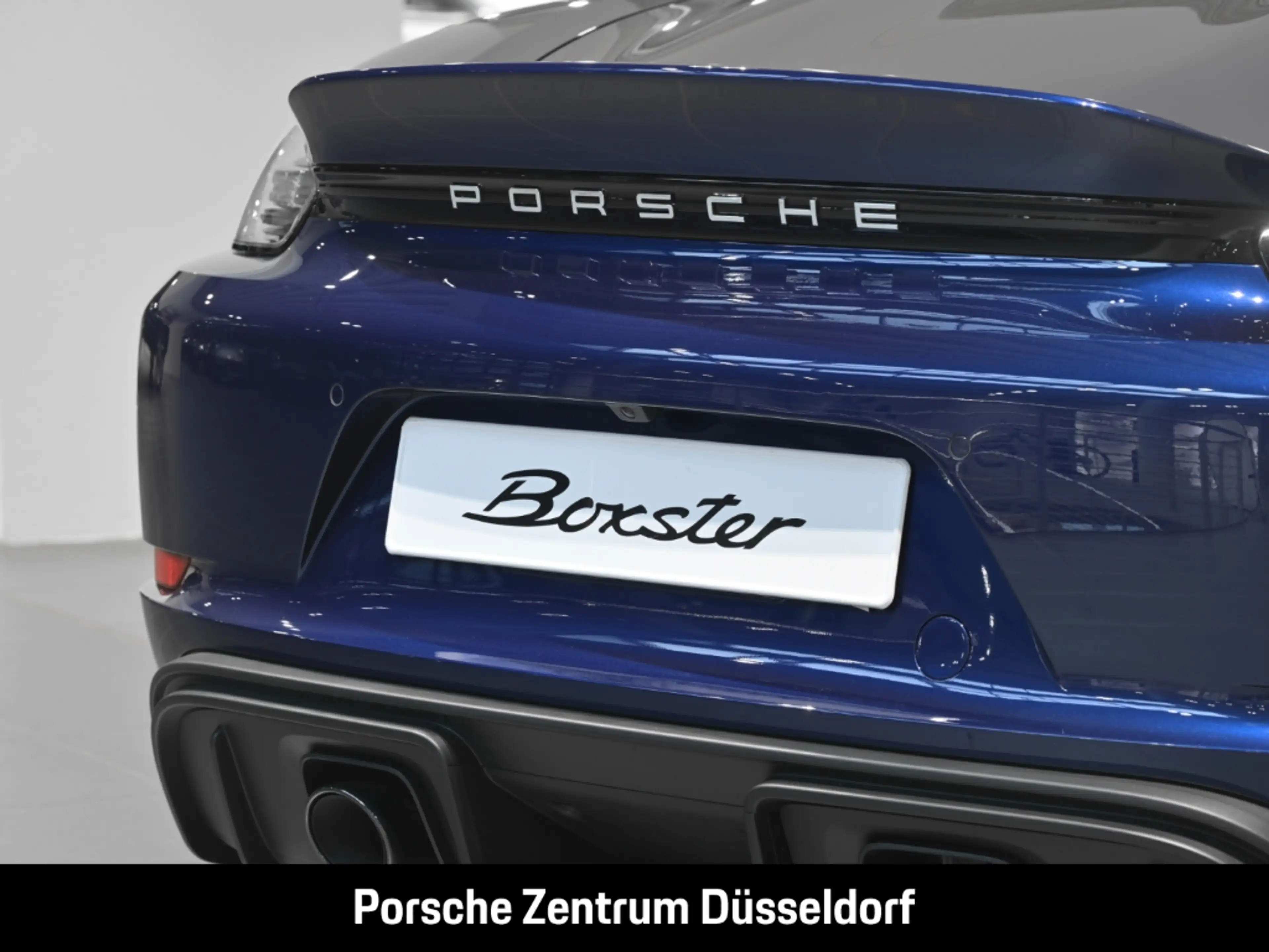 Porsche 718 Spyder RS Liftsystem-VA BOSE Rückfahrkamera — photo 12