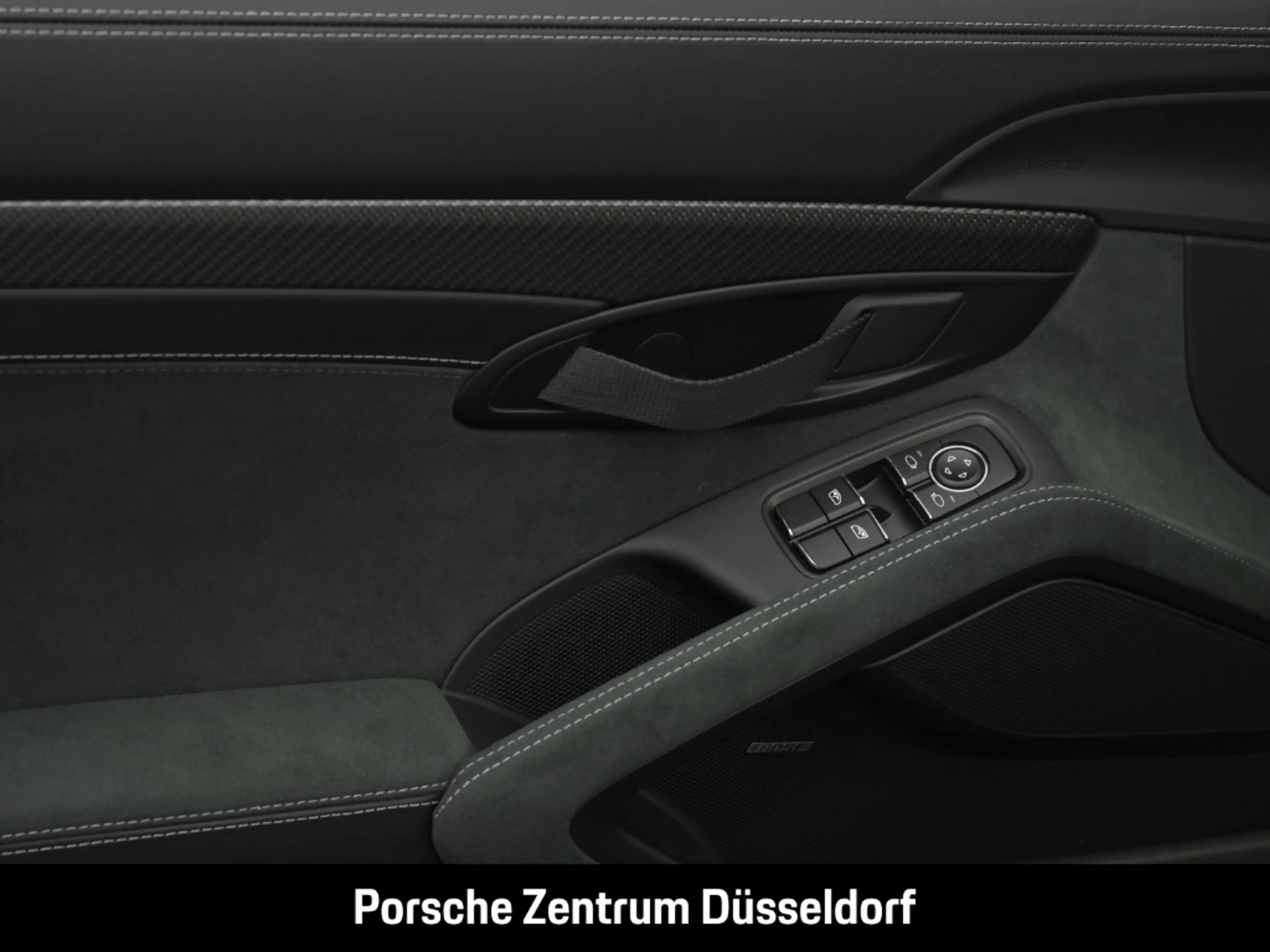 Porsche 718 Spyder RS Liftsystem-VA BOSE Rückfahrkamera — photo 15